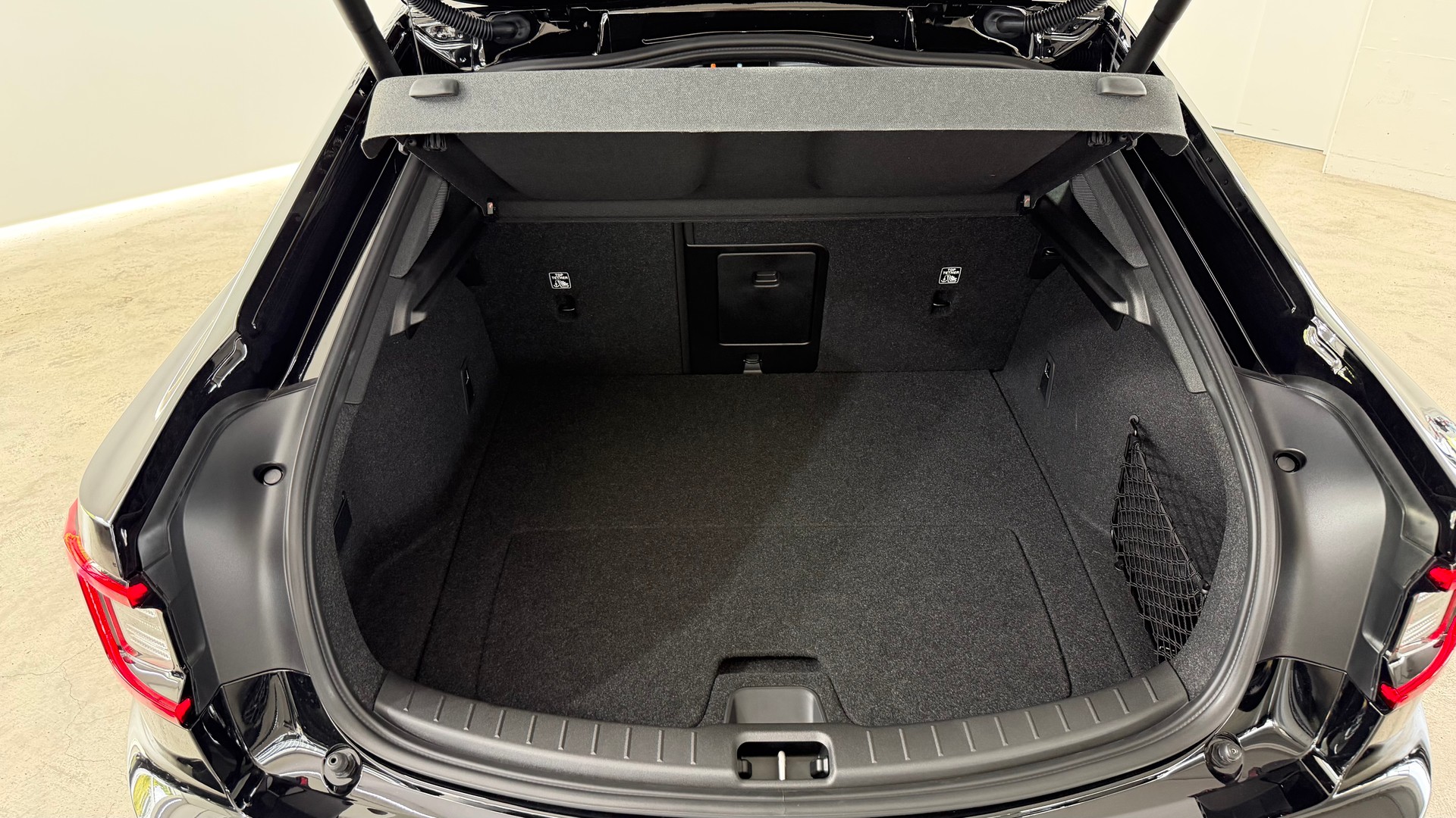 POLESTAR 2 Long Range Dual Motor Perfor-image-14