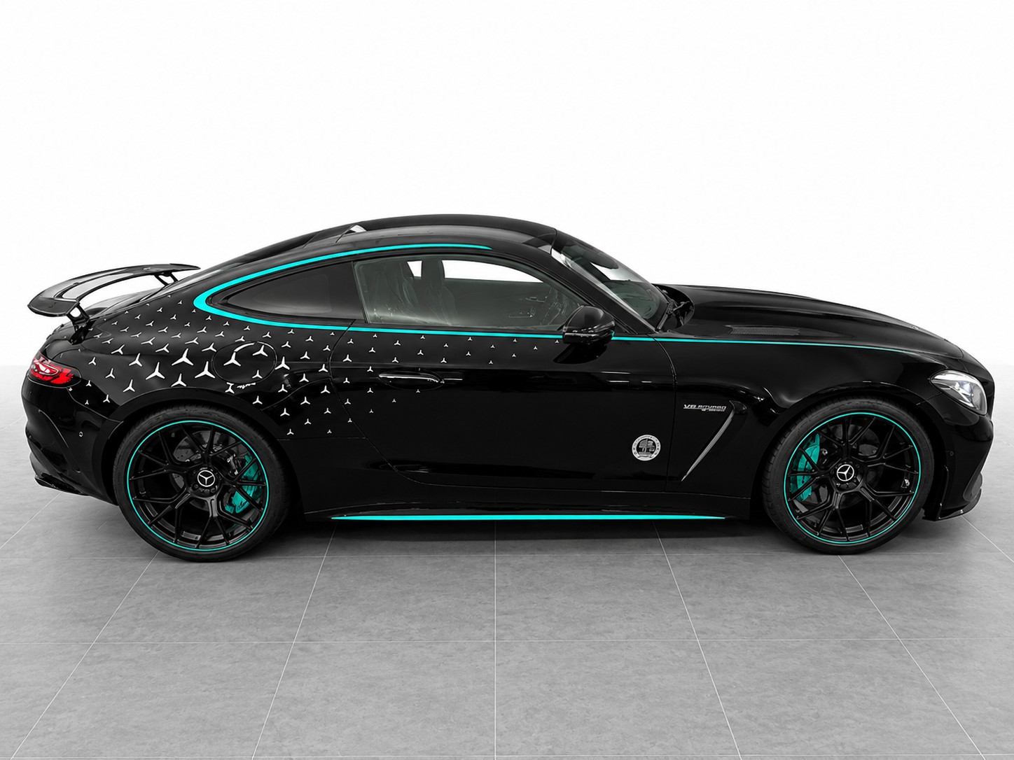 MERCEDES-BENZ Mercedes-AMG GT 63 Pro weltweit nur 200 Einheiten-image-6