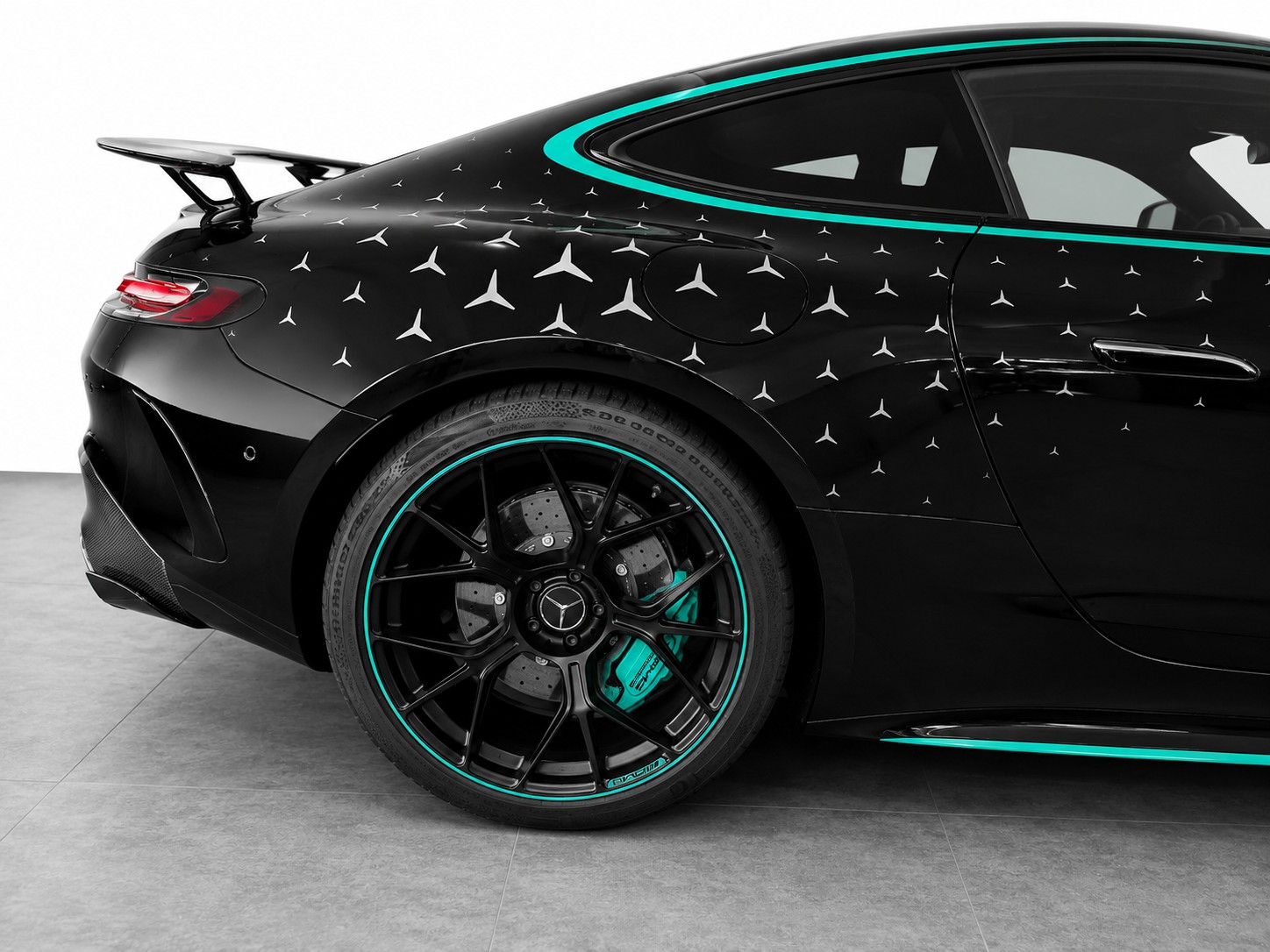MERCEDES-BENZ Mercedes-AMG GT 63 Pro weltweit nur 200 Einheiten-image-10