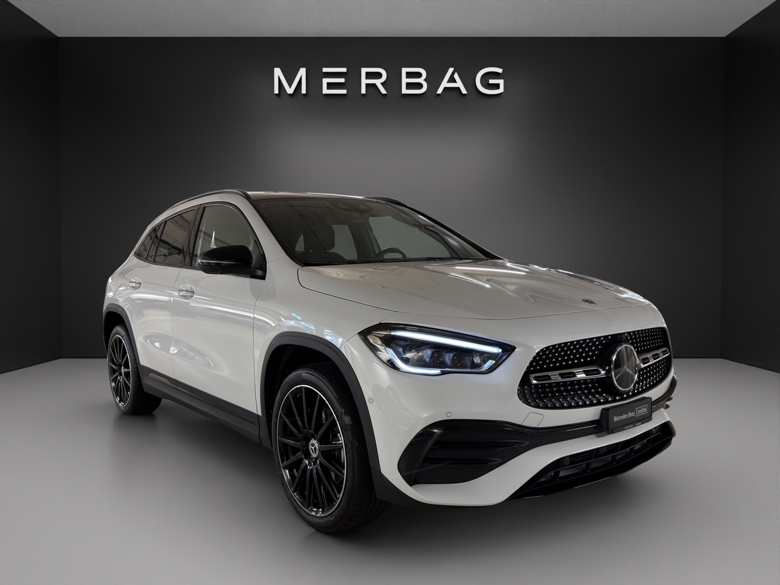 MERCEDES-BENZ GLA 250e AMG Line 8G-DCT