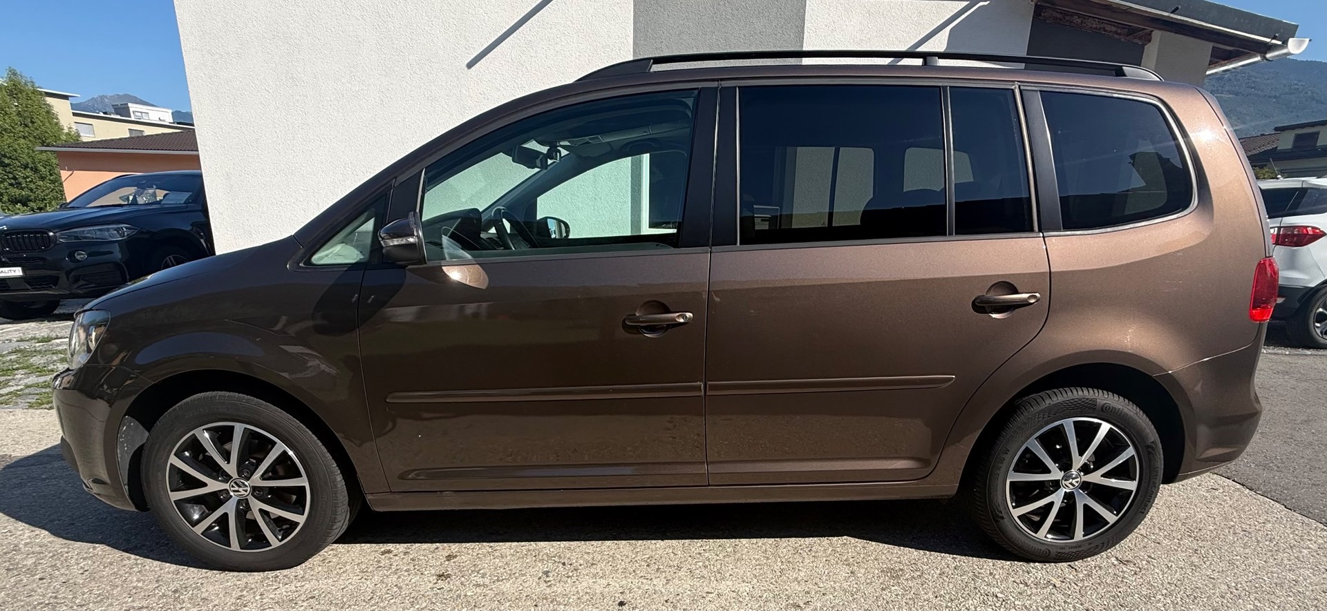 VW Touran 1.4 TSI Trendline DSG-image-11