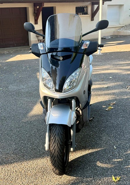YAMAHA X-Max YP 125 R-image-5