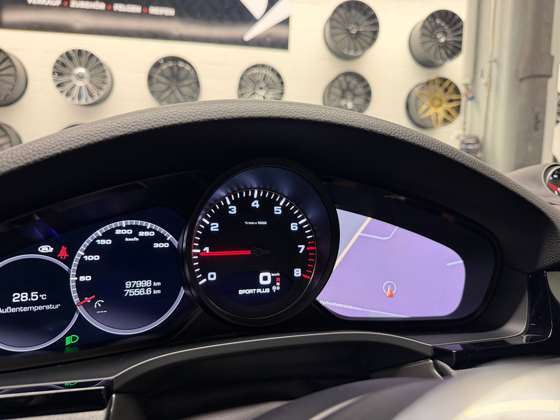 PORSCHE Cayenne Coupé 2.9 V6 S *Frisch ab MFK*Garantie*neue Sommerreifen*-image-23