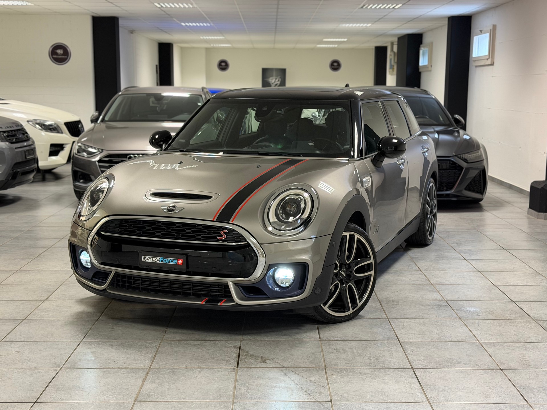 MINI Clubman Cooper S ALL4 Steptronic-showroom-element-1