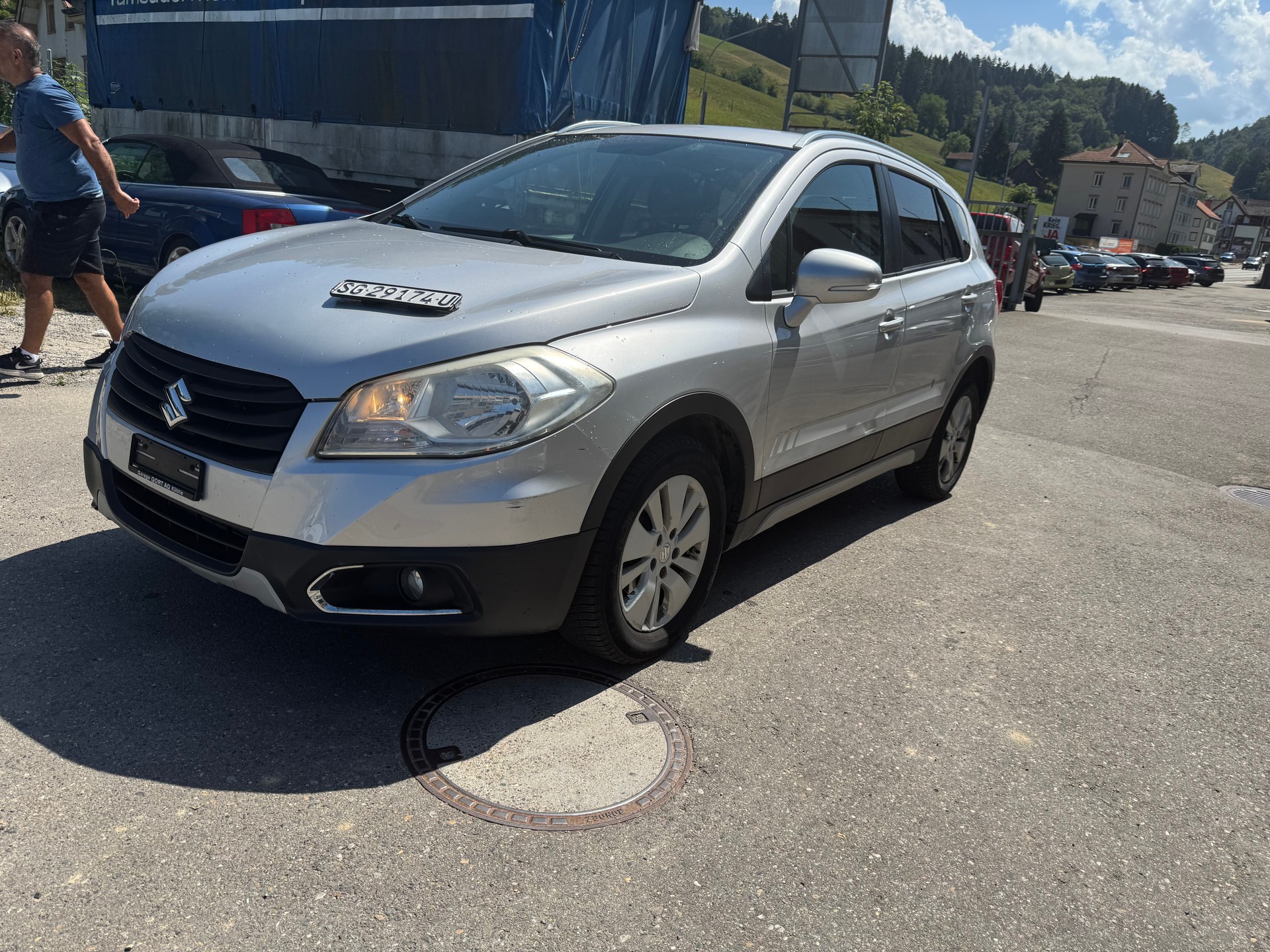 SUZUKI SX4 S-Cross 1.6 TD Compact+ 4WD-image-1