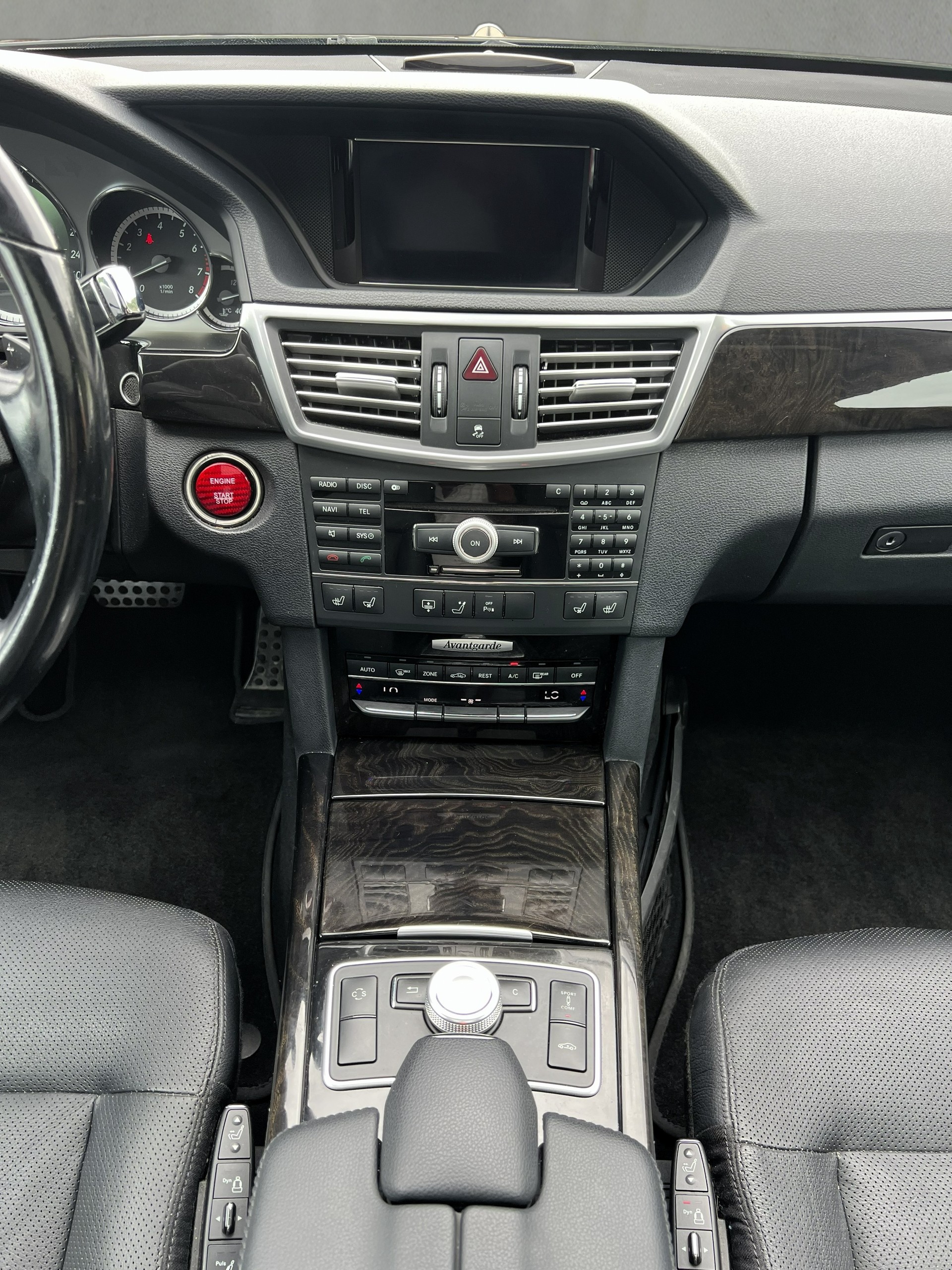 MERCEDES-BENZ E 500 Avantgarde 7G-Tronic-image-21