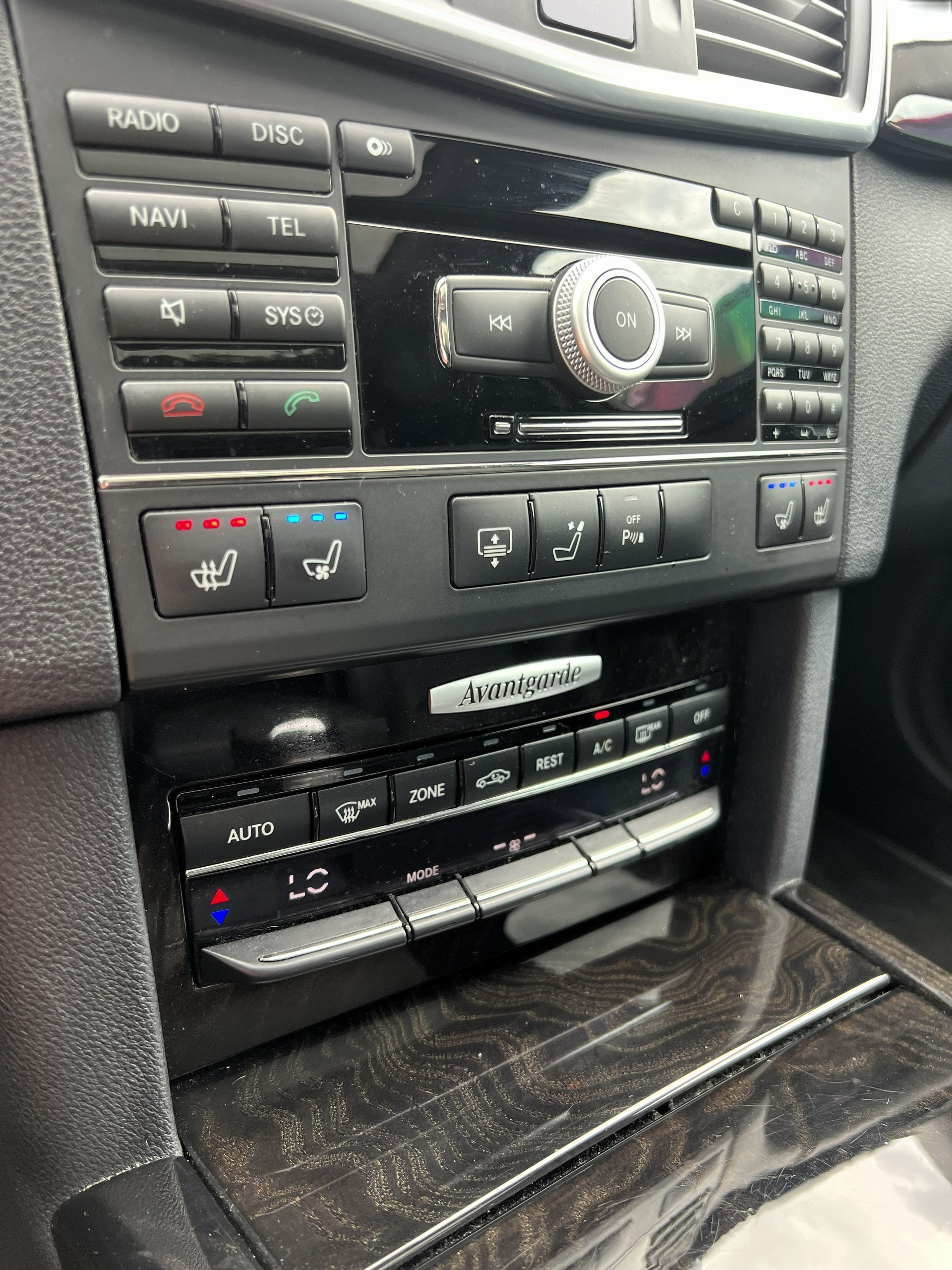 MERCEDES-BENZ E 500 Avantgarde 7G-Tronic-image-20