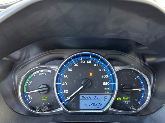 TOYOTA Yaris 1.5 Hybrid Sw.Trend-image-8
