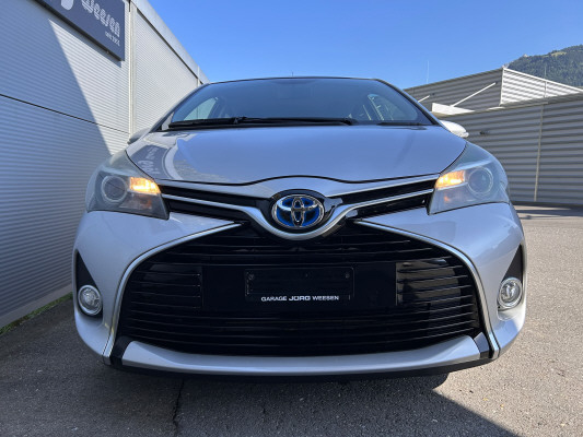TOYOTA Yaris 1.5 Hybrid Sw.Trend-image-1