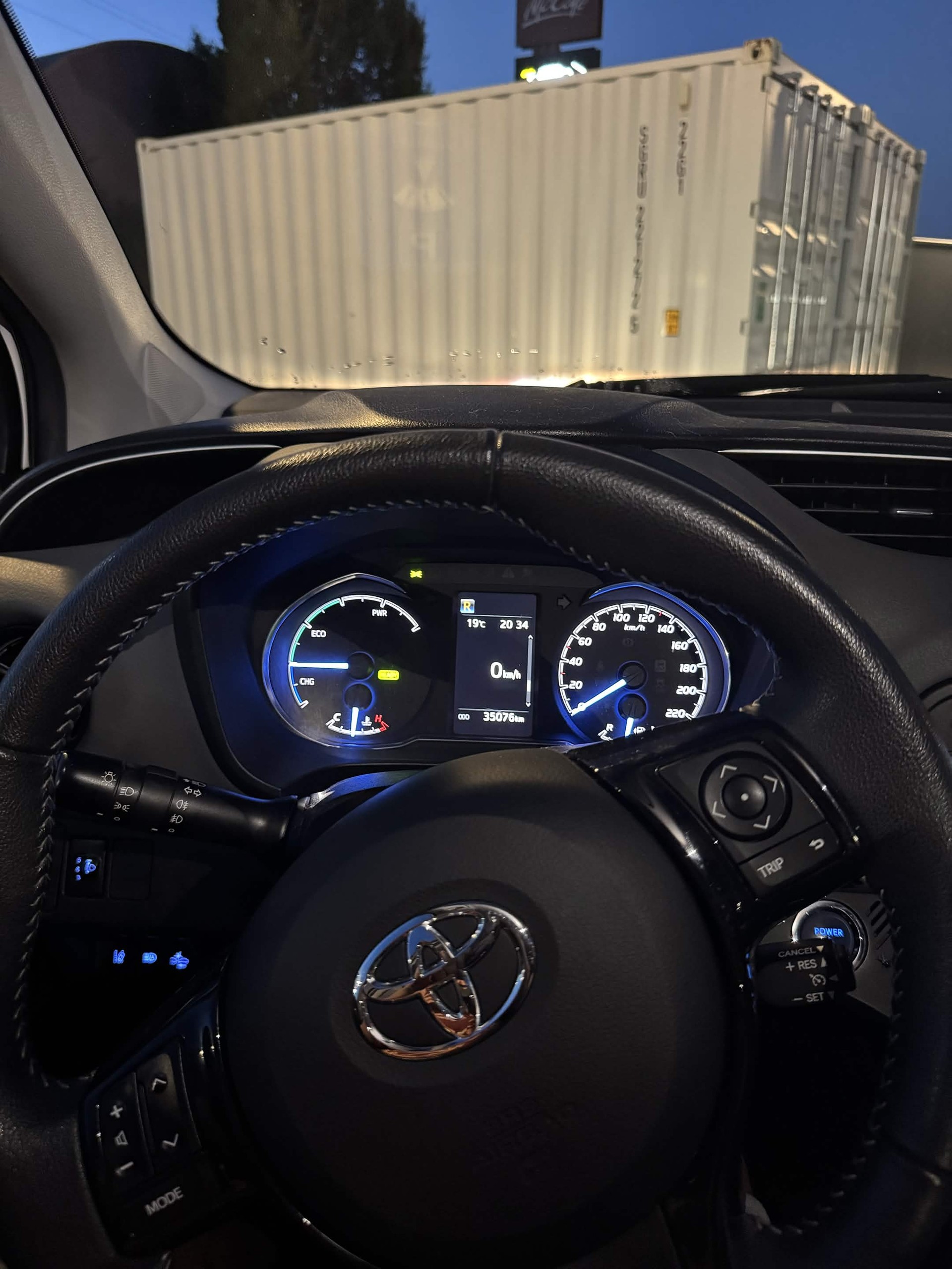 TOYOTA 1.5 VVT-i HSD Trend-image-6