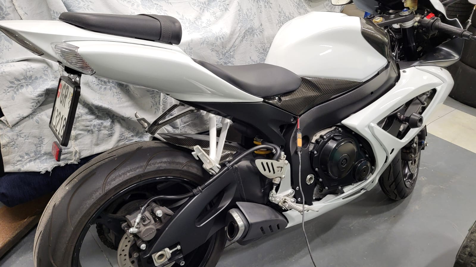 SUZUKI GSX-R 750 K6-image-4