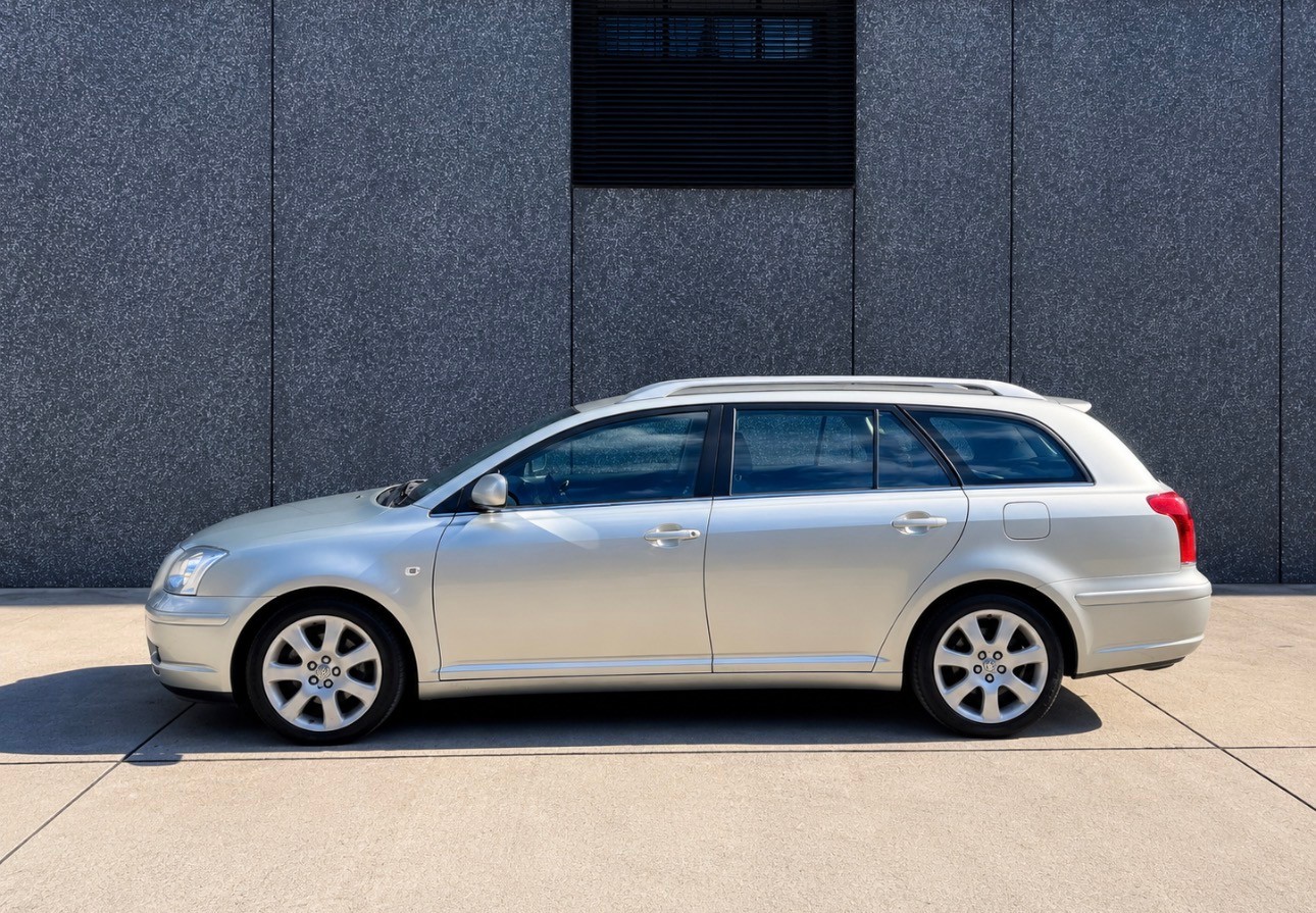 TOYOTA Avensis 2.4 D4 VVT-i Linea Sol Sportswagon T-Step5-showroom-element-3