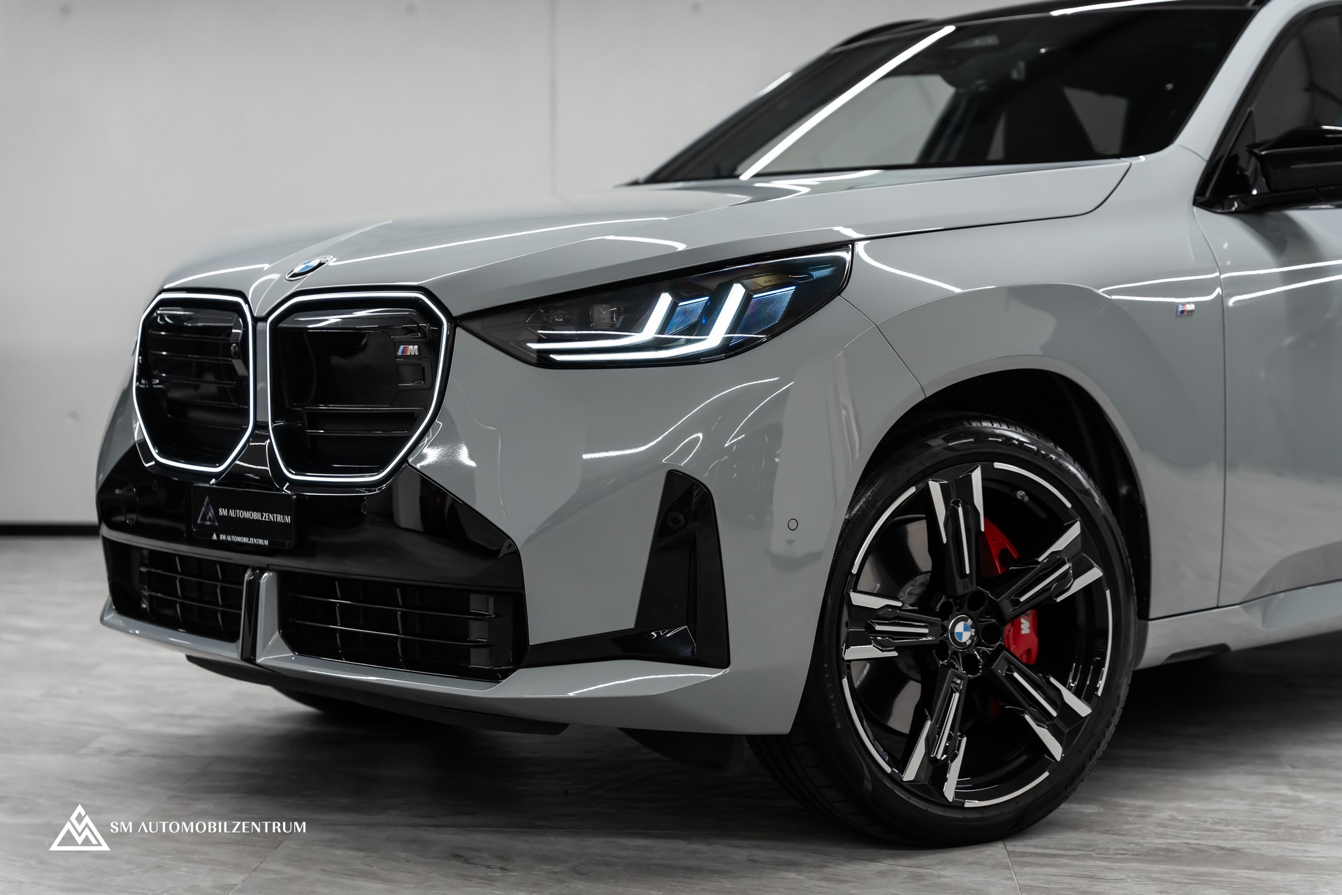 BMW X3 M50i 48V M Sport Pro / Werksgarantie / Panorama / 360° / Sitzbelüftung / AHK-showroom-element-3