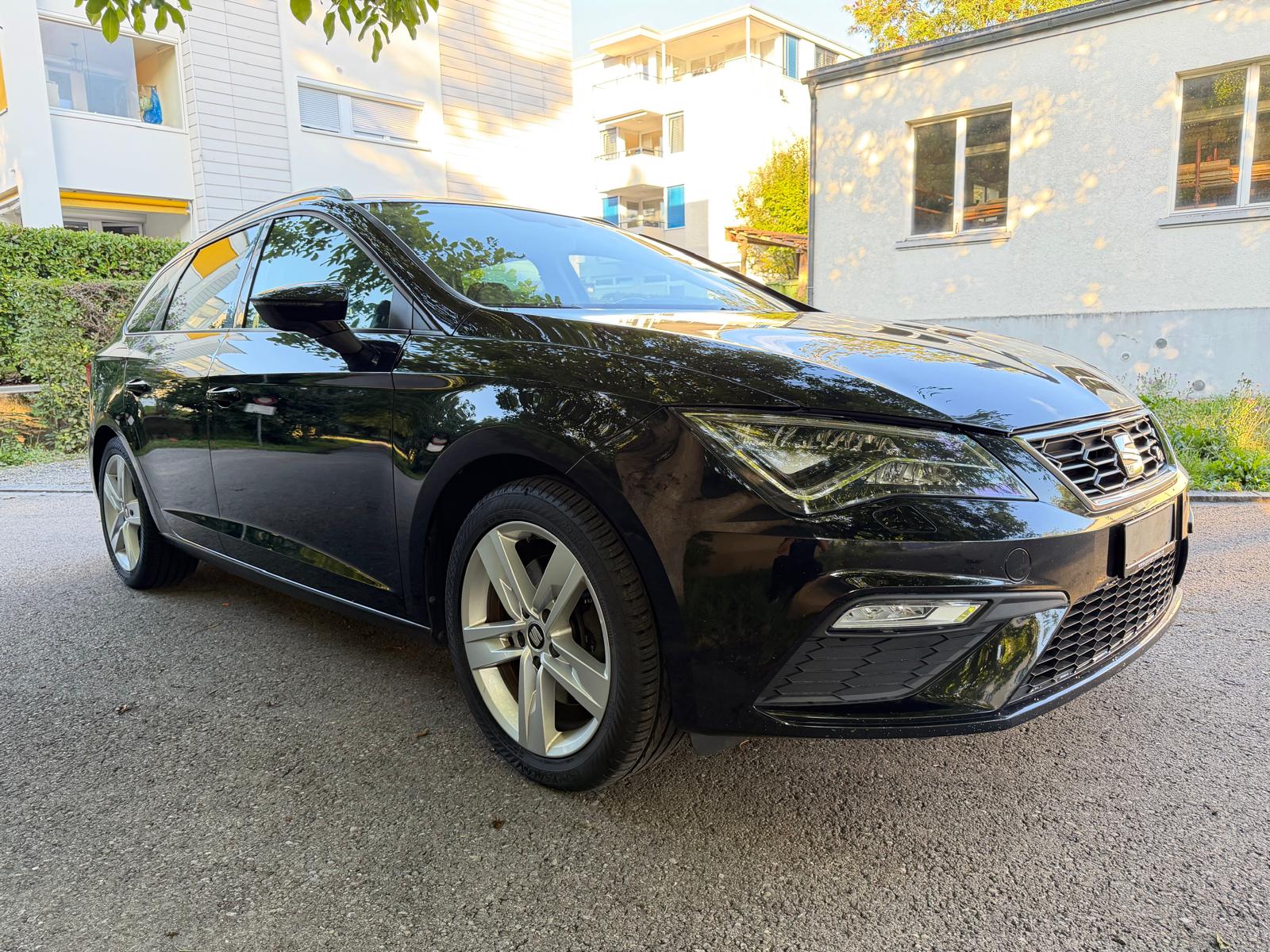 SEAT Leon ST 2.0 TDI FR DSG-showroom-element-2