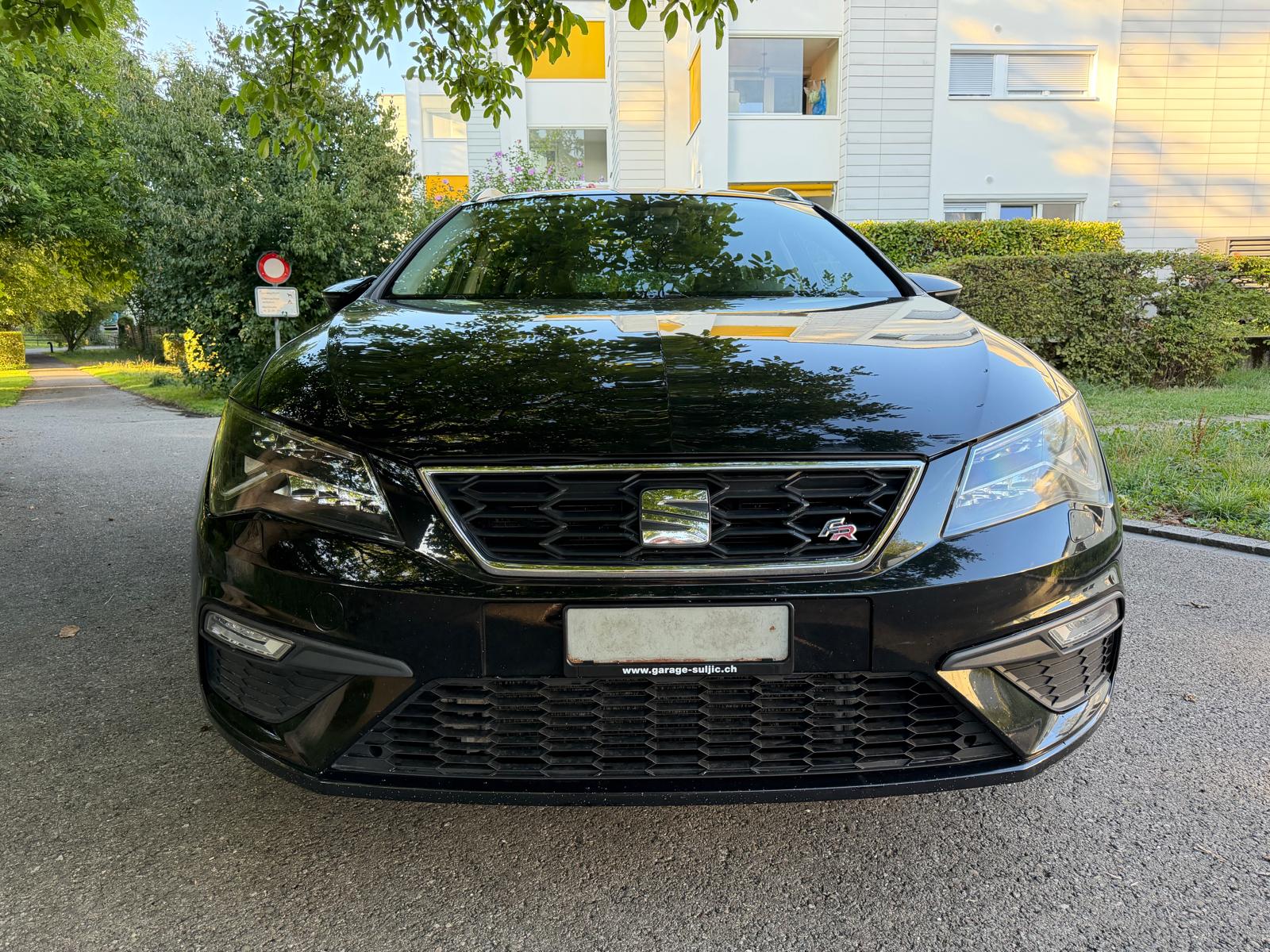 SEAT Leon ST 2.0 TDI FR DSG-showroom-element-1