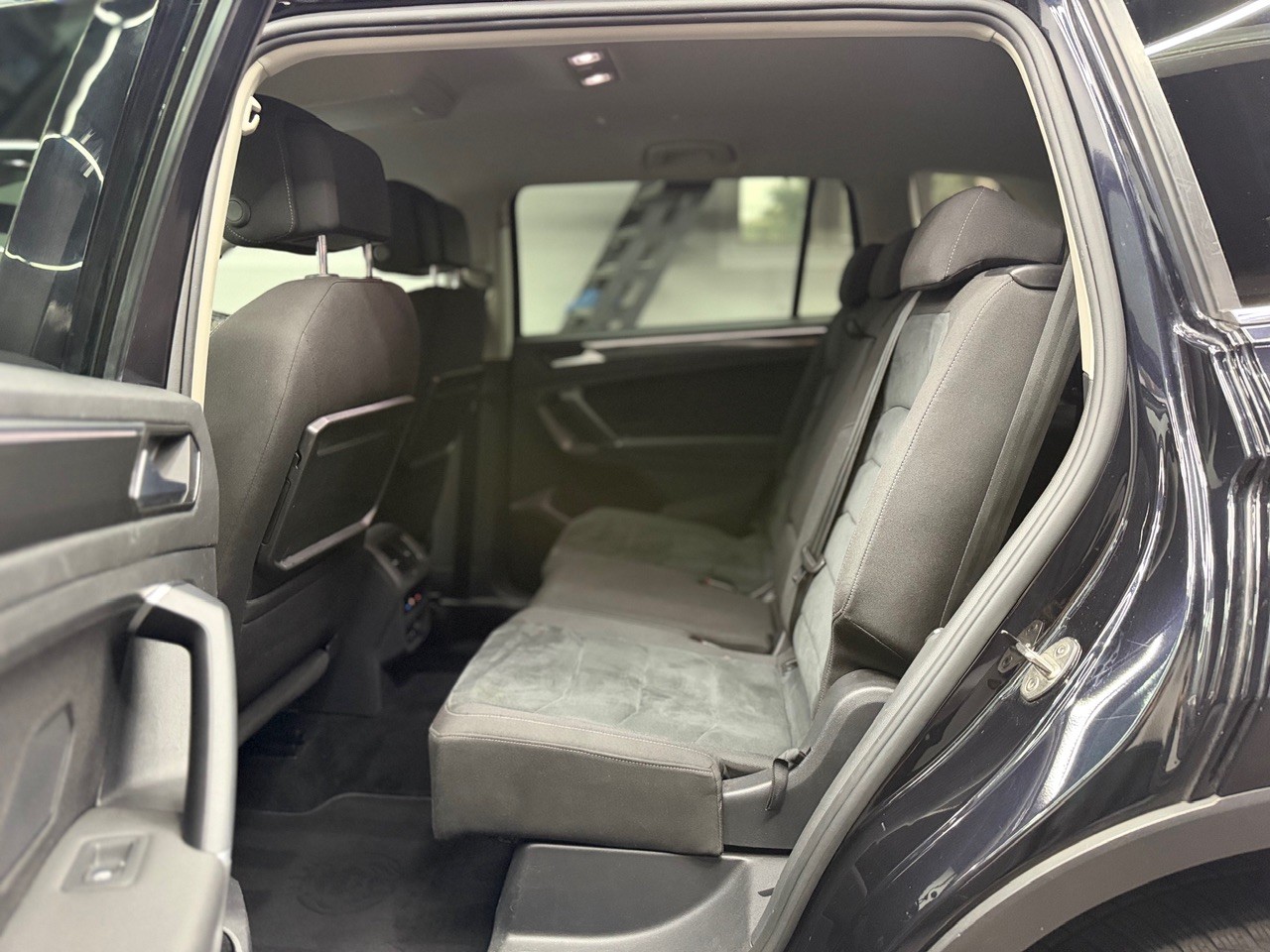 VW Tiguan Allspace 2.0TSI Highline 4Motion DSG | 7. Plätzer | ACC | Virtual Cockpit-image-17
