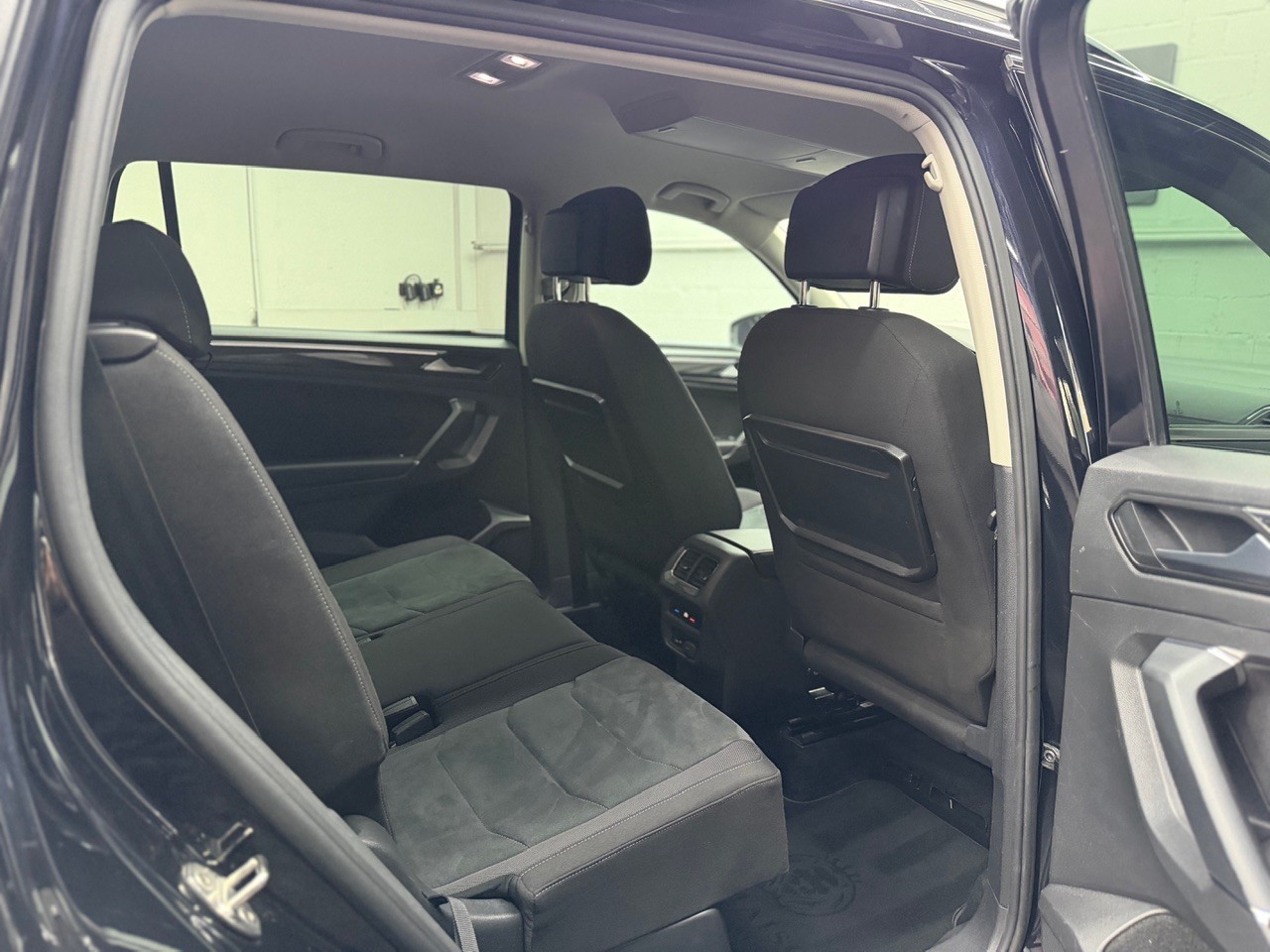 VW Tiguan Allspace 2.0TSI Highline 4Motion DSG | 7. Plätzer | ACC | Virtual Cockpit-image-24