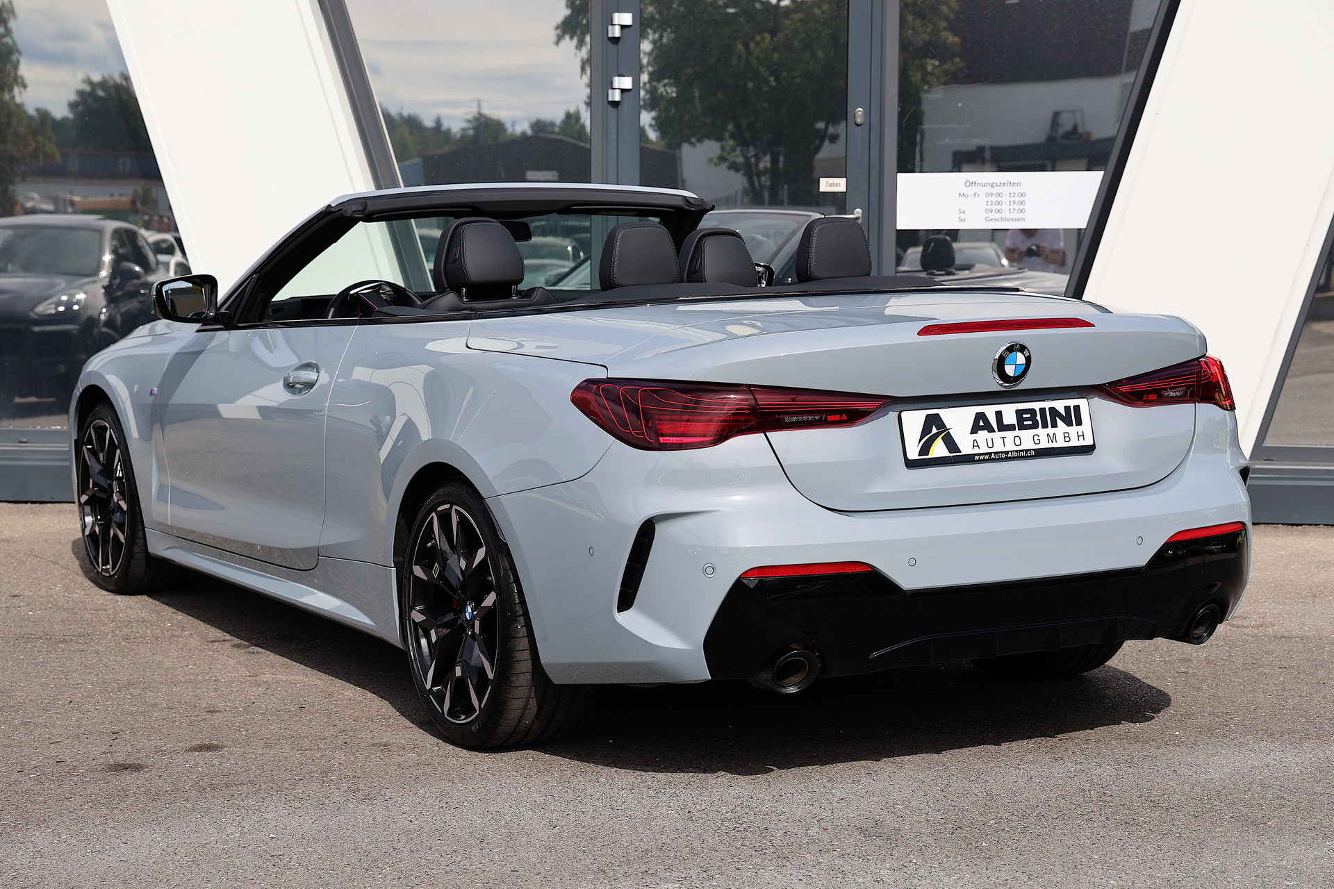 BMW 420i M-Sport SAG Cabrio-image-6