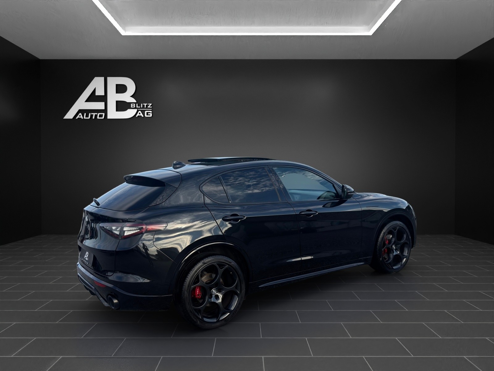 ALFA ROMEO Stelvio 2.0 Competizione Pack Sky Q4 AT8-image-4