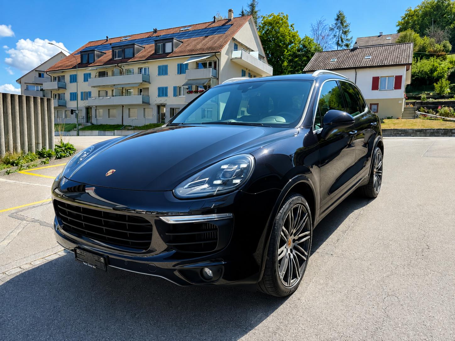 PORSCHE Cayenne S Diesel-showroom-element-1