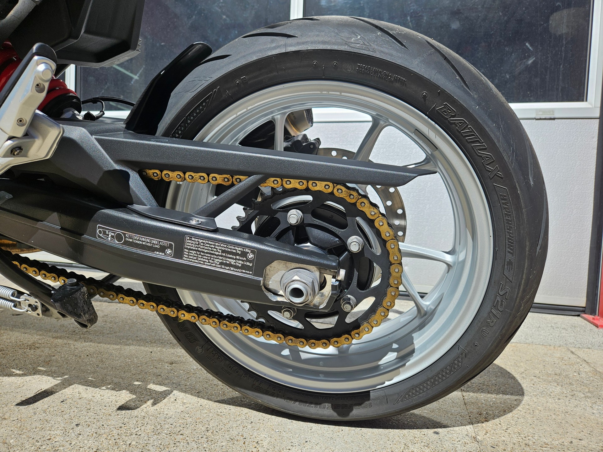 BMW F 900 R ABS-image-2