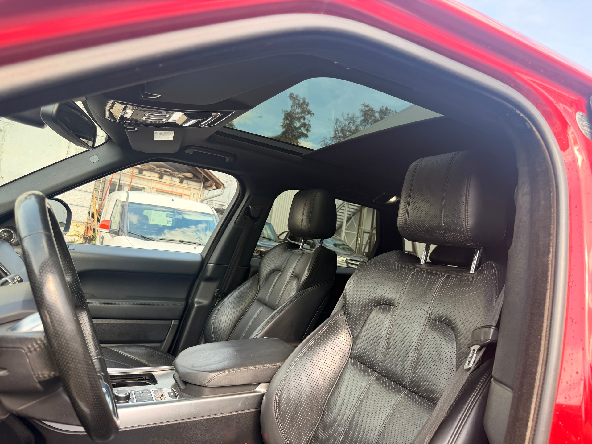 LAND ROVER Range Rover Sport 3.0 SDV6 HSE Automatic-image-7