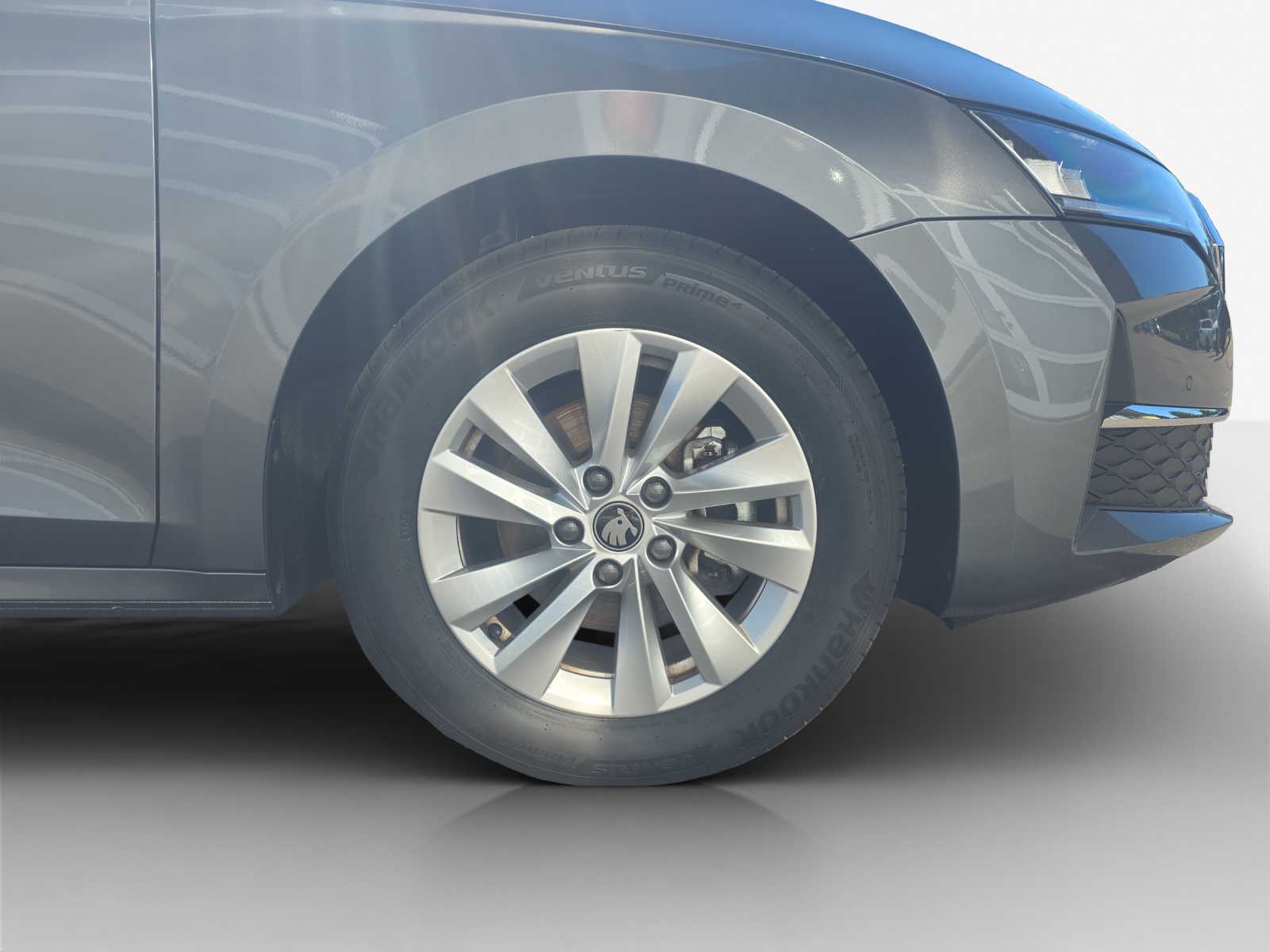 SKODA Octavia Combi 1.5 TSI mHEV DSG Dynamic-image-13
