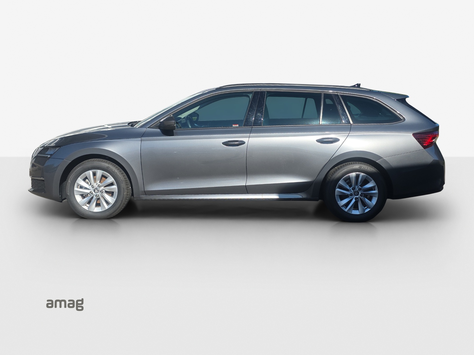 SKODA Octavia Combi 1.5 TSI mHEV DSG Dynamic-showroom-element-1