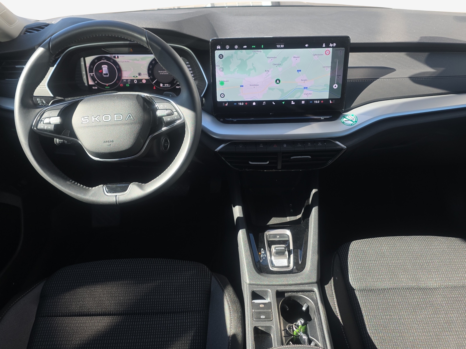 SKODA Octavia Combi 1.5 TSI mHEV DSG Dynamic-image-8