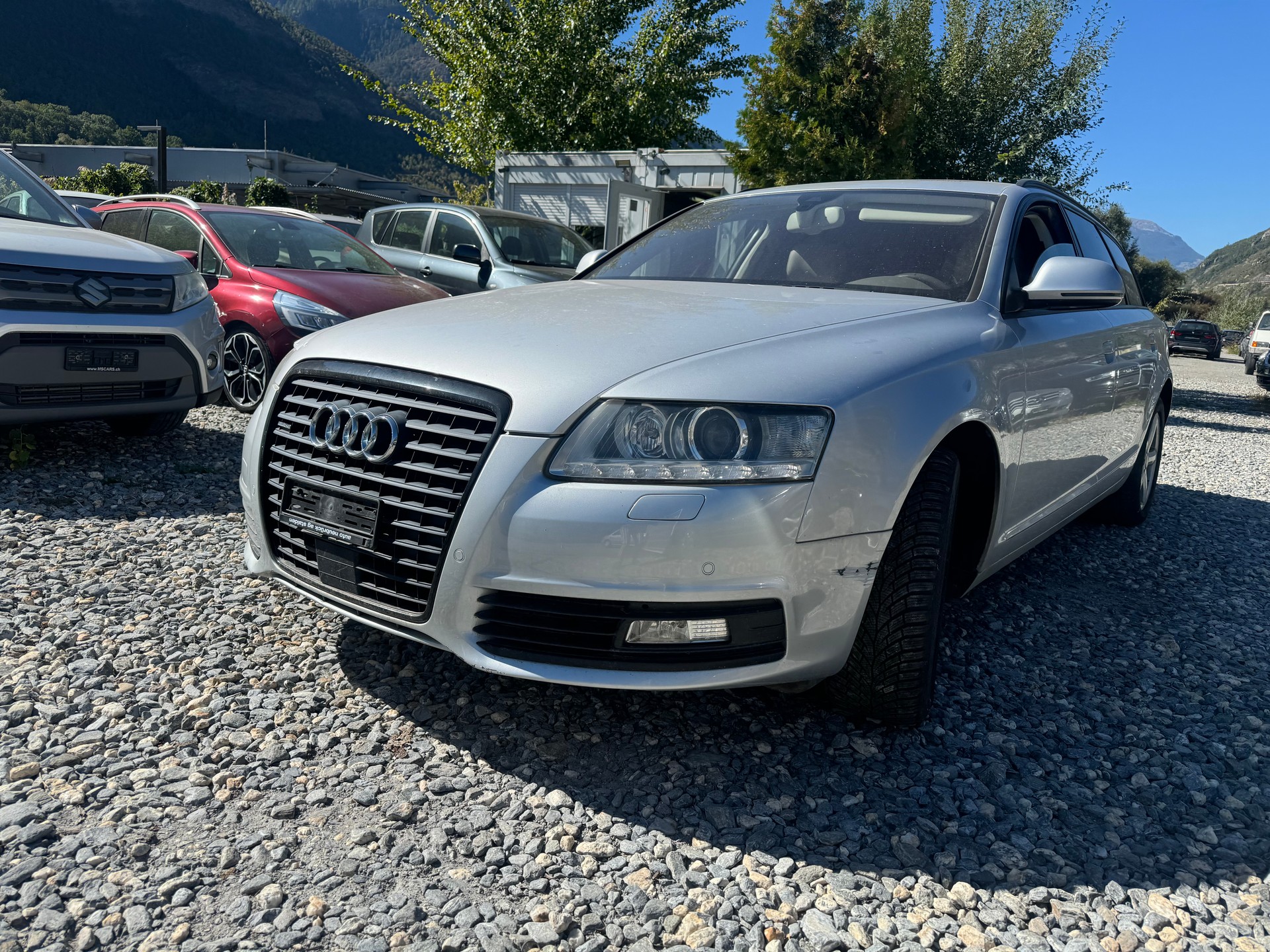 AUDI A6 Avant 4.2 V8 FSI quattro tiptronic-image-11