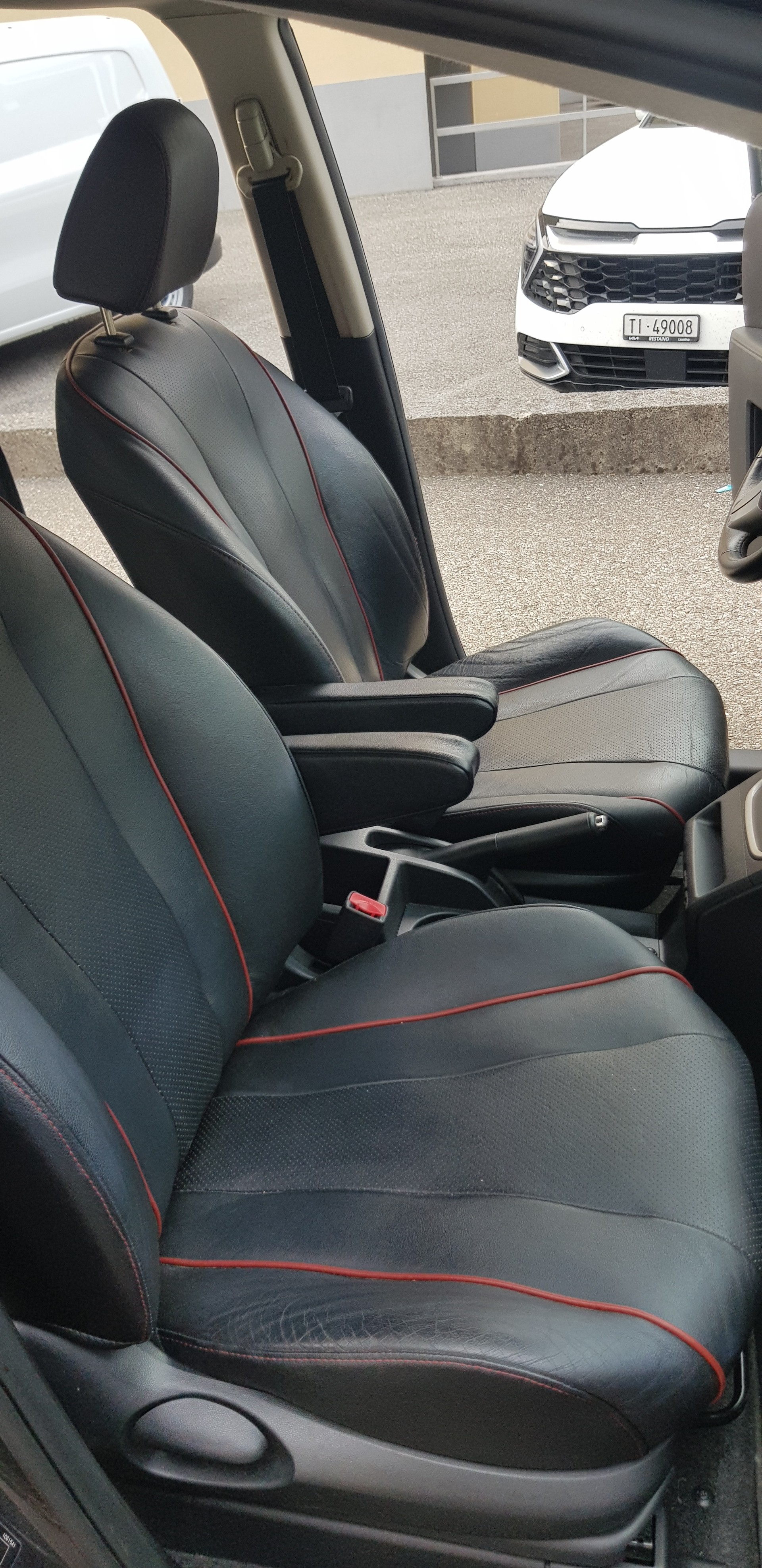 MAZDA 5 2.0 16V Sport Activematic-image-9