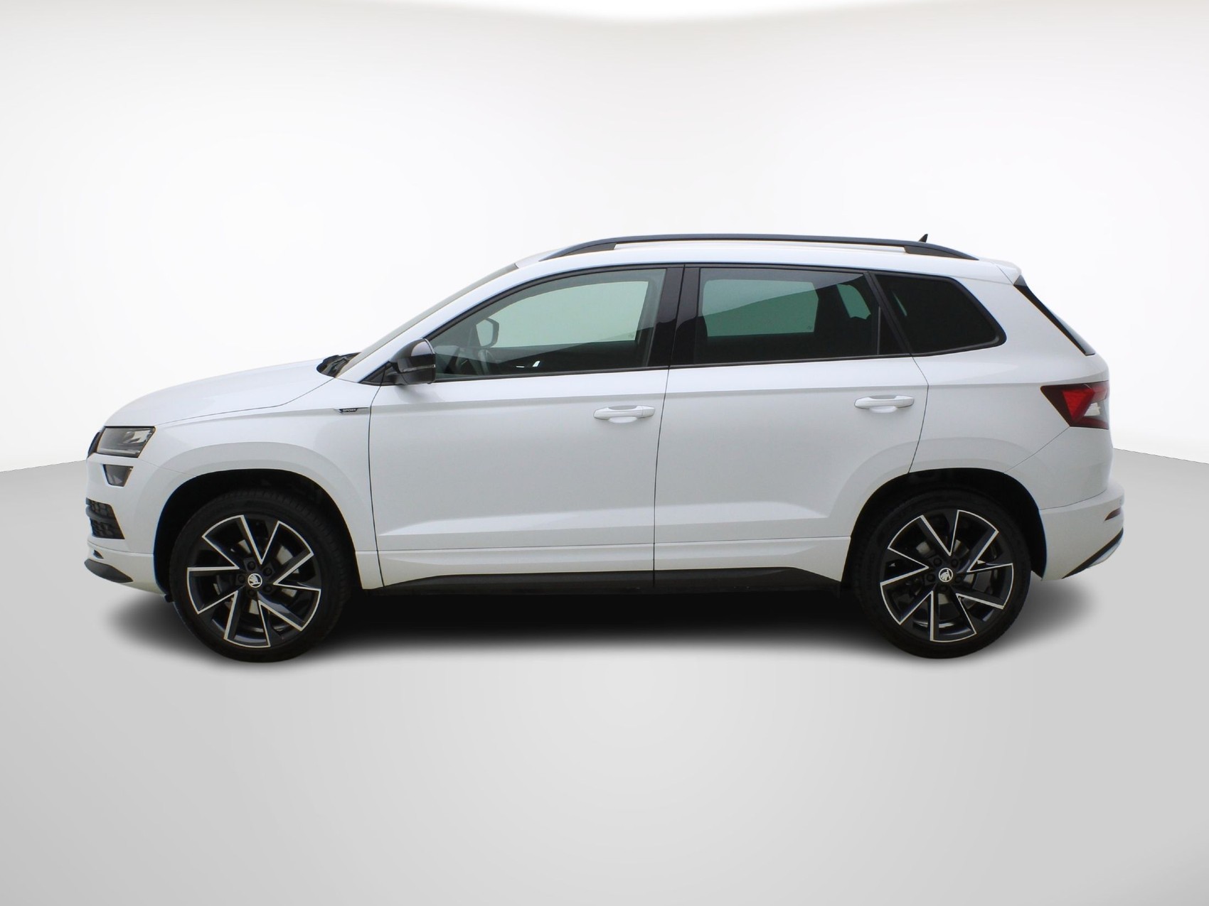 SKODA Karoq 2.0 TDI DSG Sport Line 4x4-showroom-element-2