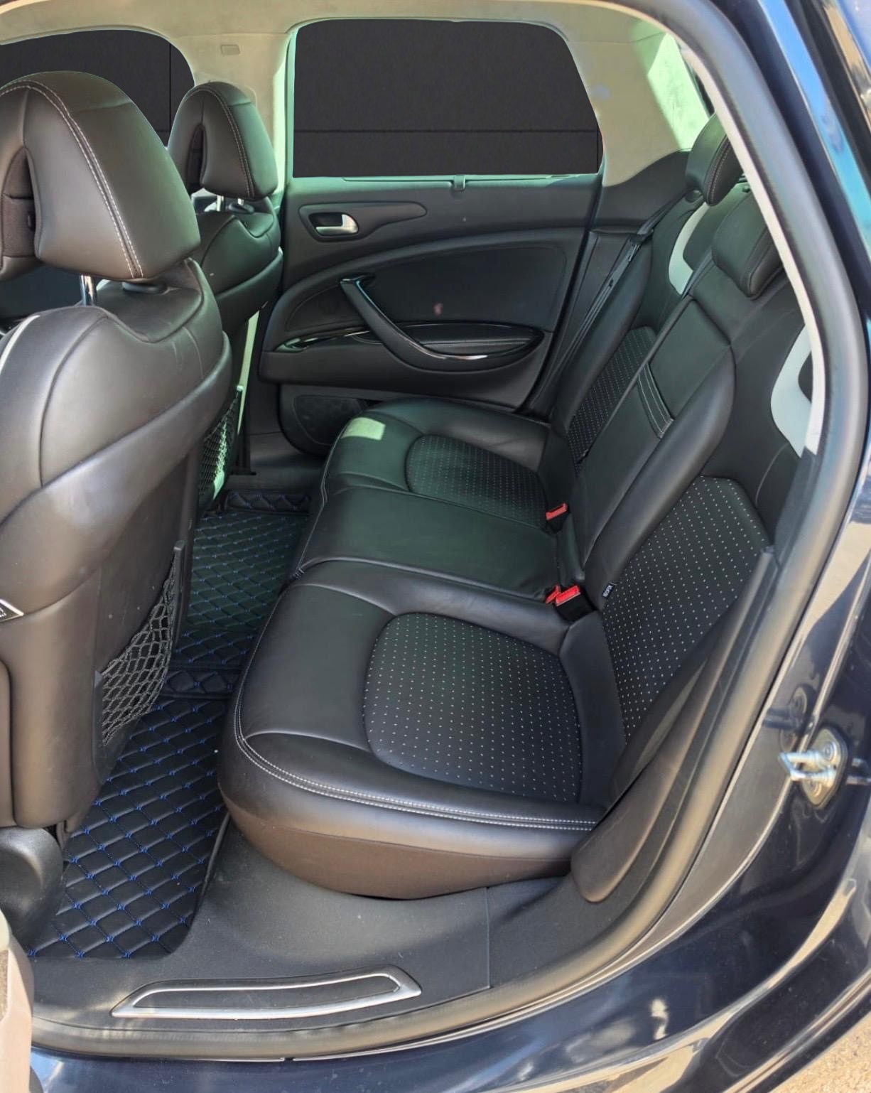 CITROEN C5 Tourer 3.0 HDi V6 Exclusive Automatic-image-5
