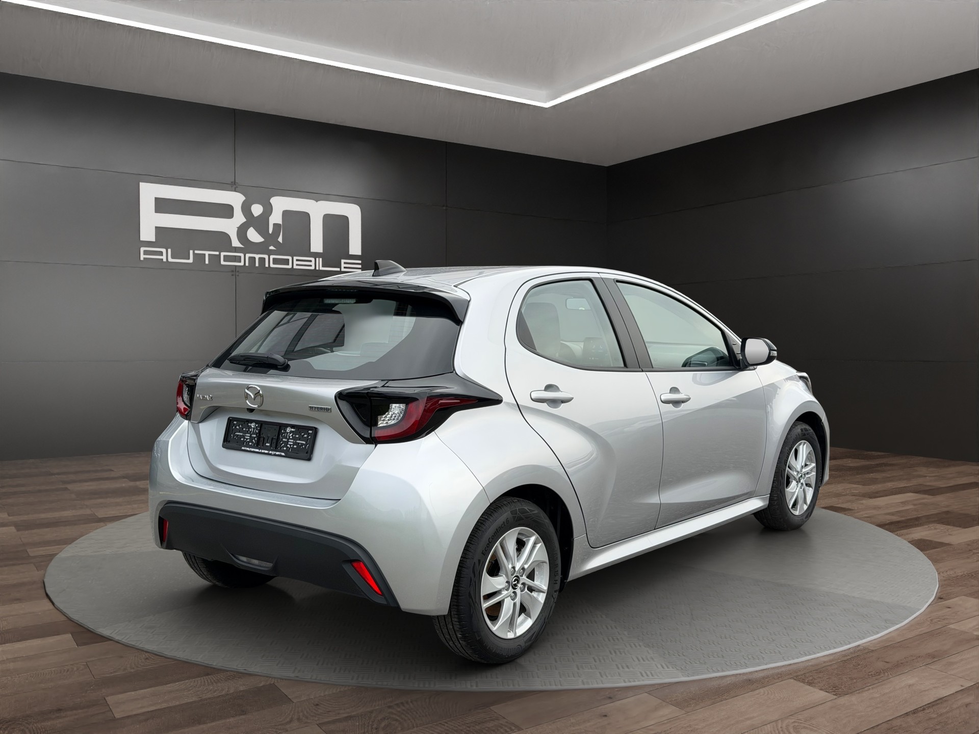 MAZDA 2 Hybrid Centre-line-showroom-element-3