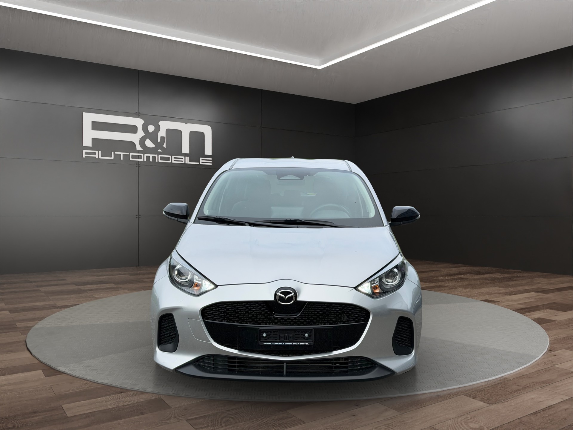 MAZDA 2 Hybrid Centre-line-showroom-element-1