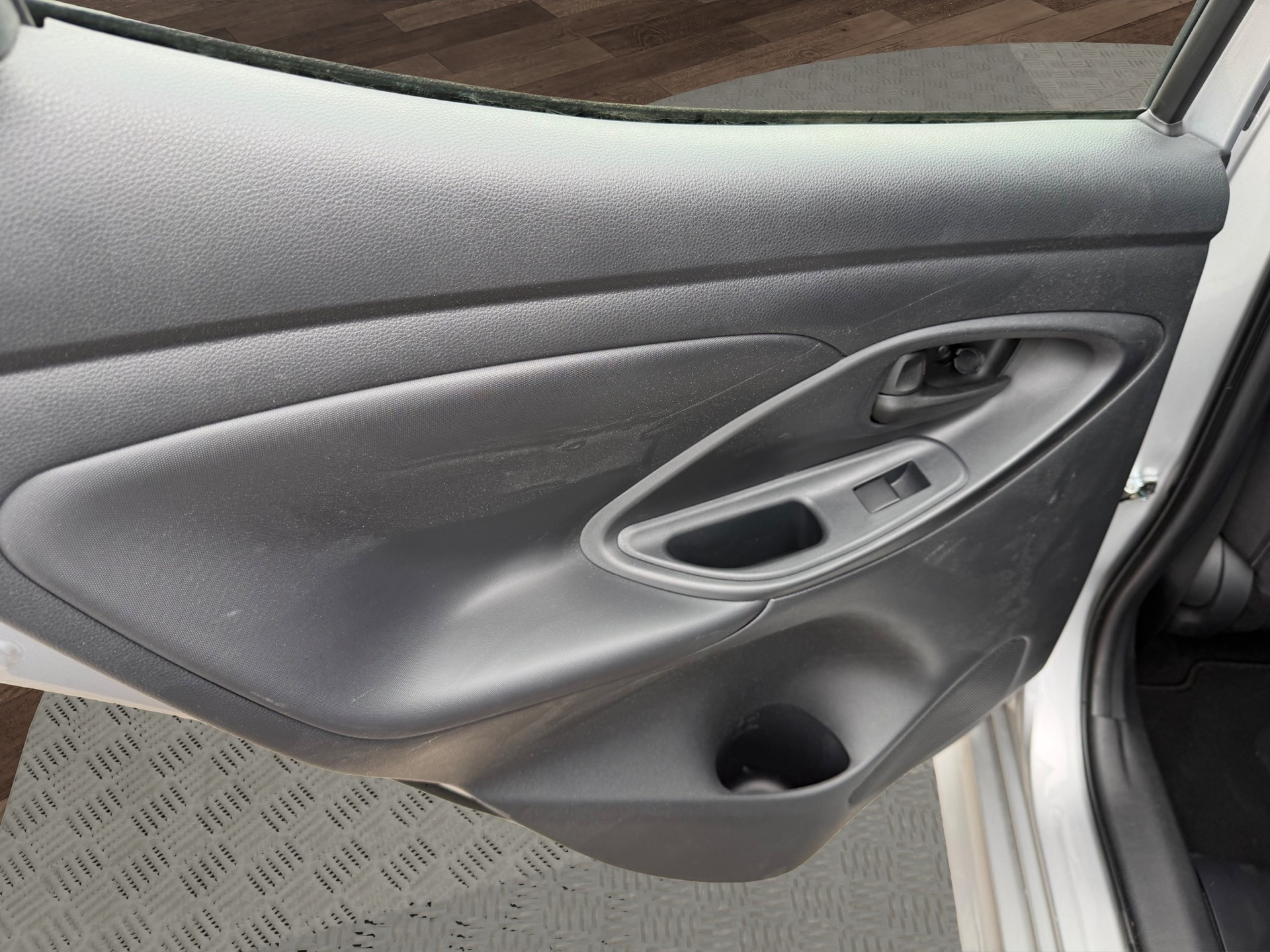 MAZDA 2 Hybrid Centre-line-image-12