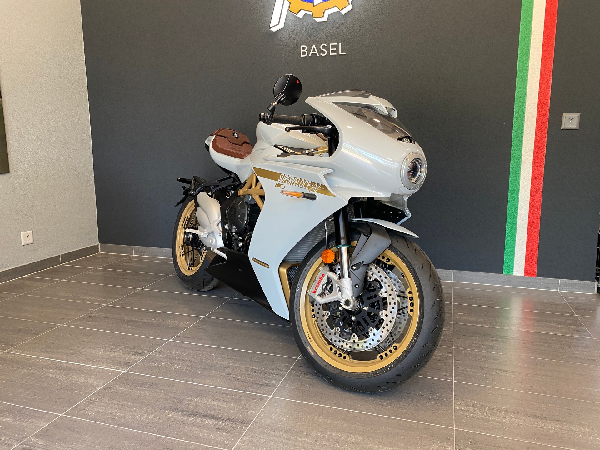 MV AGUSTA Superveloce S 800-image-3