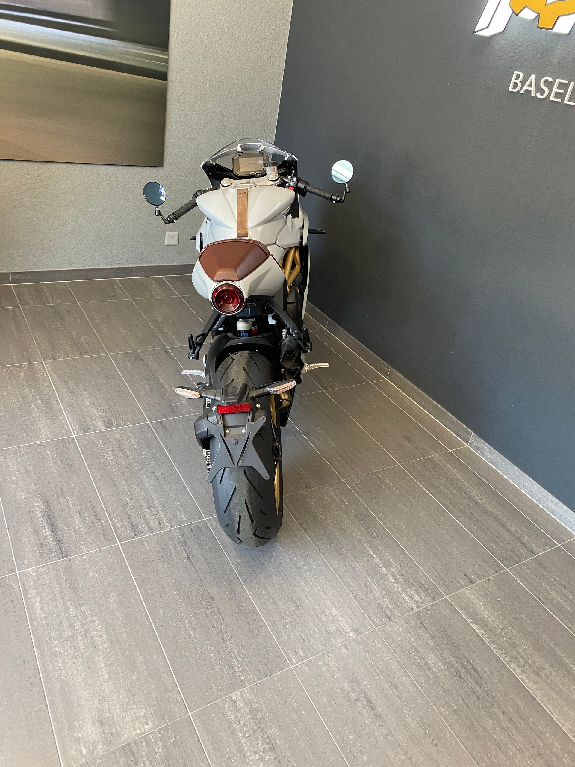 MV AGUSTA Superveloce S 800-image-10