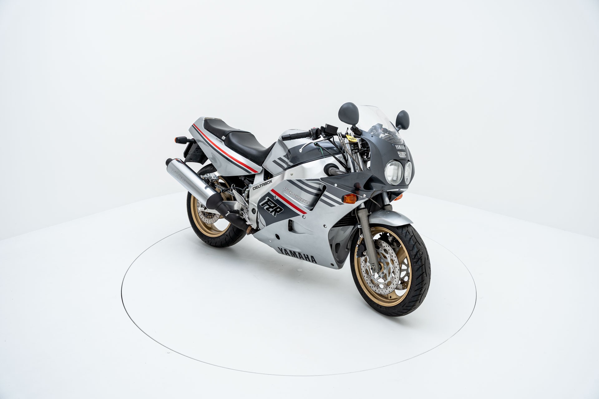 YAMAHA FZR 1000 Ex up-showroom-element-1