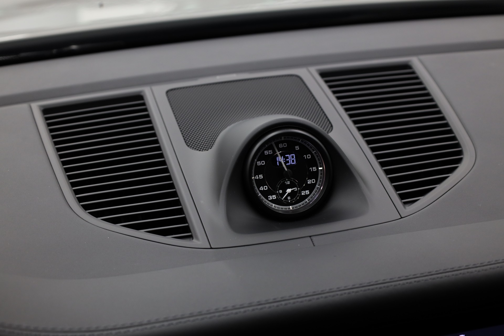 PORSCHE Macan 2.9 V6 S-image-23