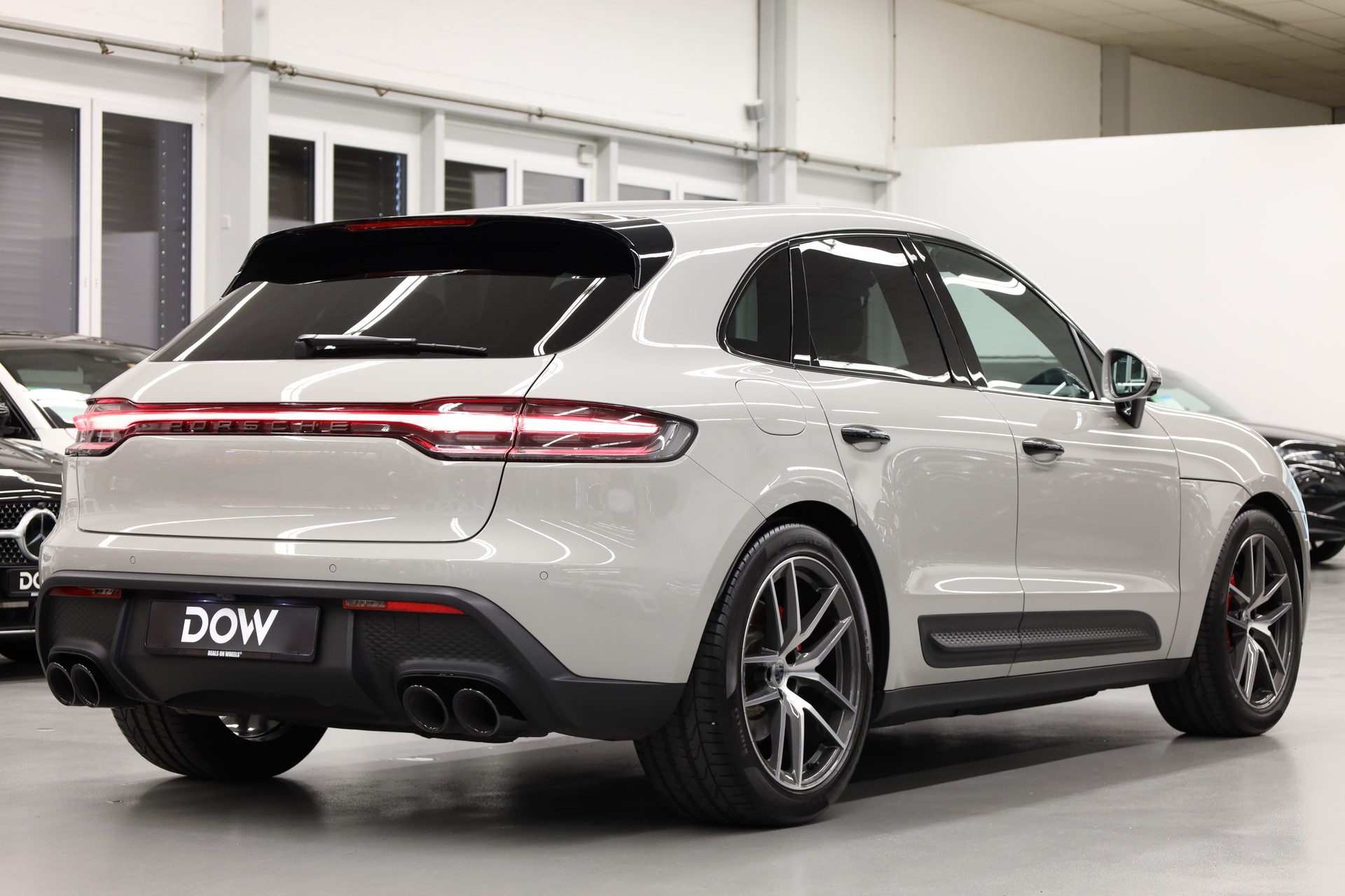 PORSCHE Macan 2.9 V6 S-showroom-element-3
