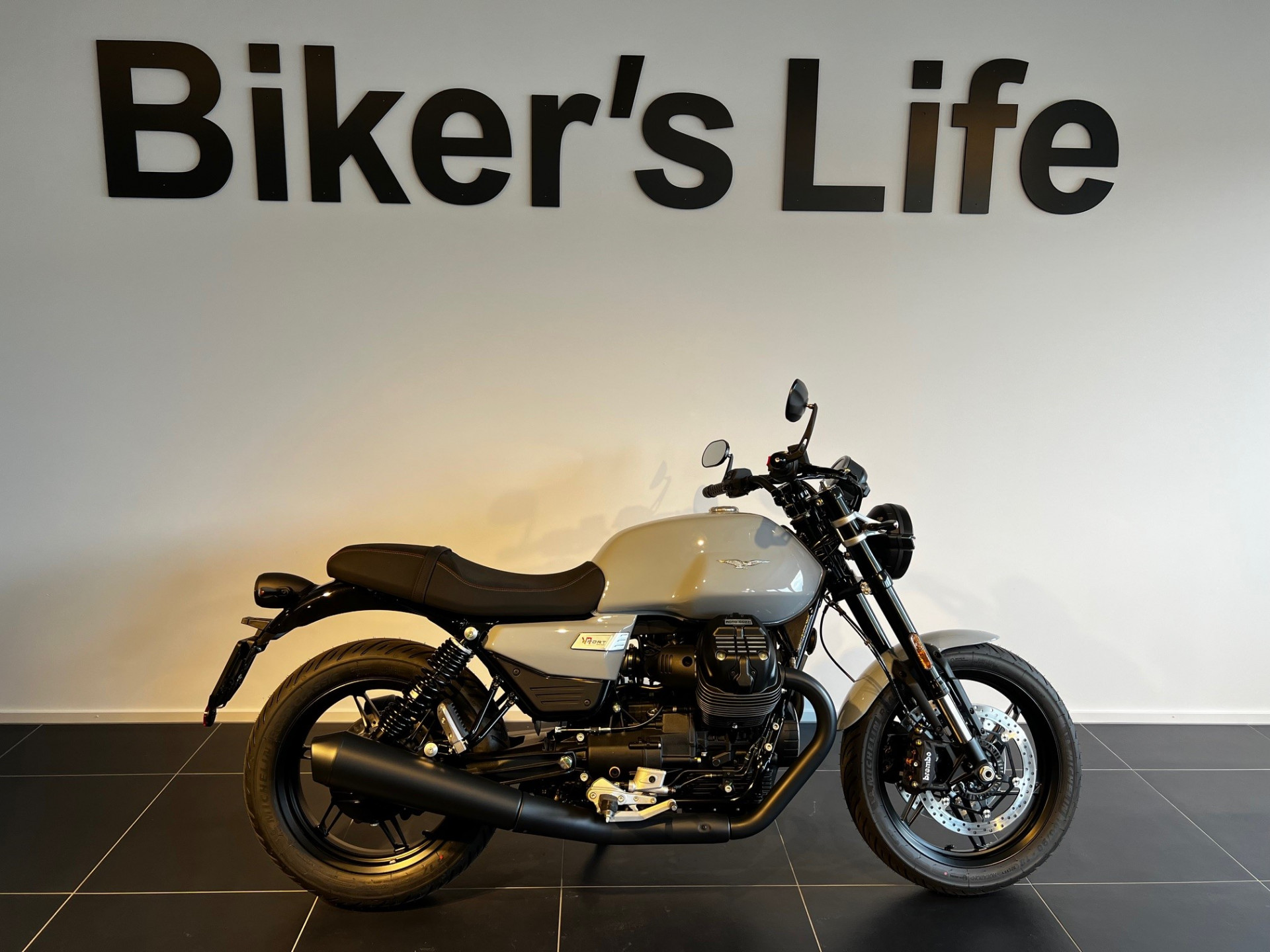 MOTO GUZZI V7 850 Sport-image-0