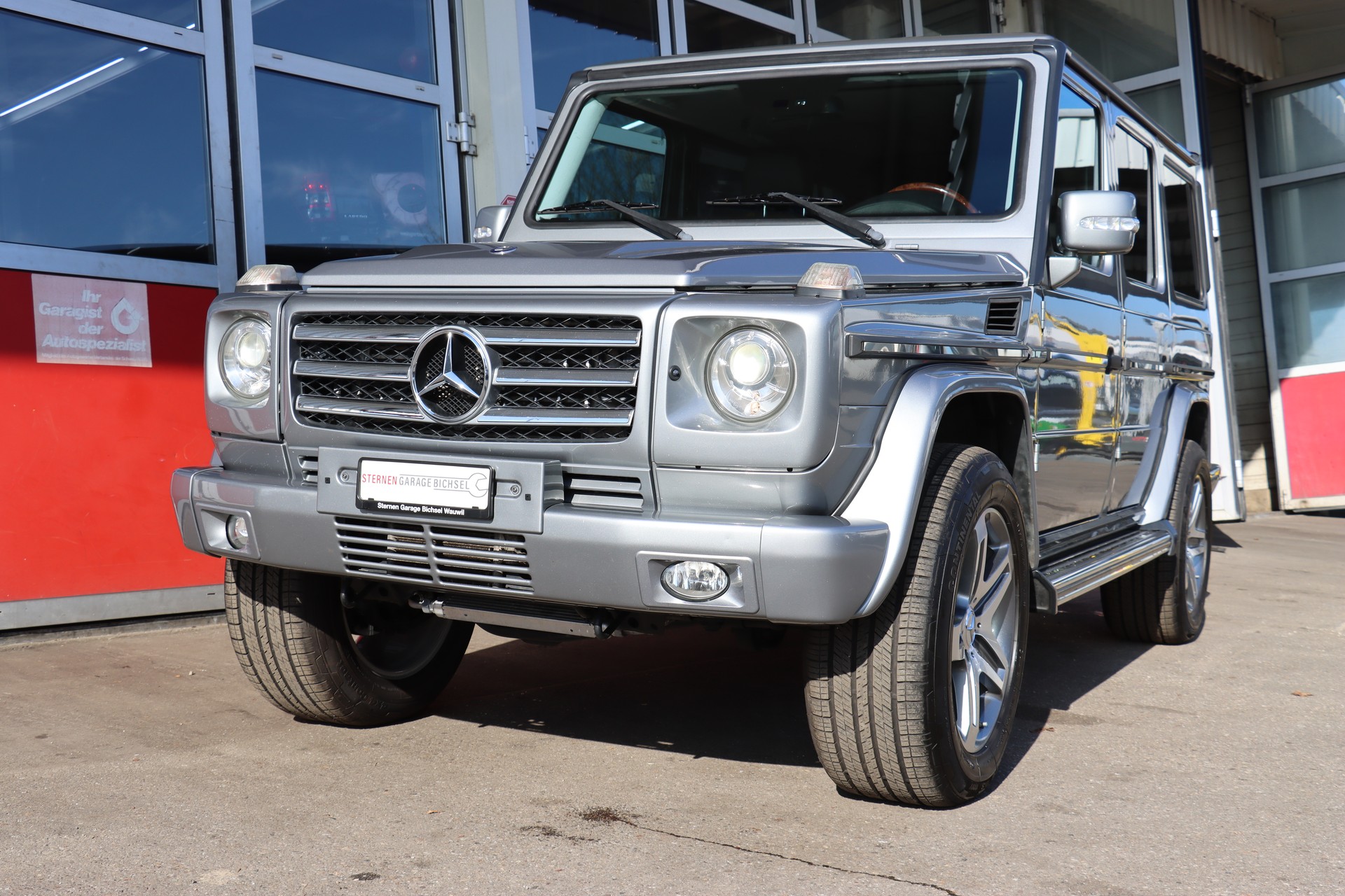 MERCEDES-BENZ G 350 BlueTEC 7G-Tronic-showroom-element-1