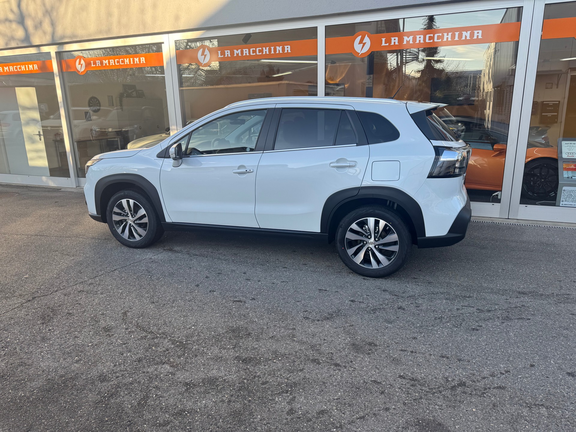SUZUKI S-Cross 1.4 16V Compact Top MHD 4WD Automatic-showroom-element-2
