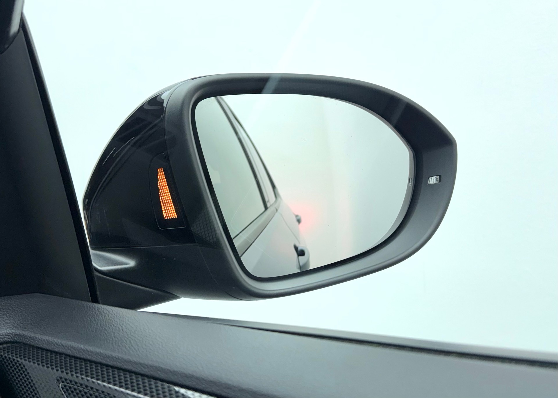 VW T-Cross 1.0 TSI EVO Life DSG-image-14