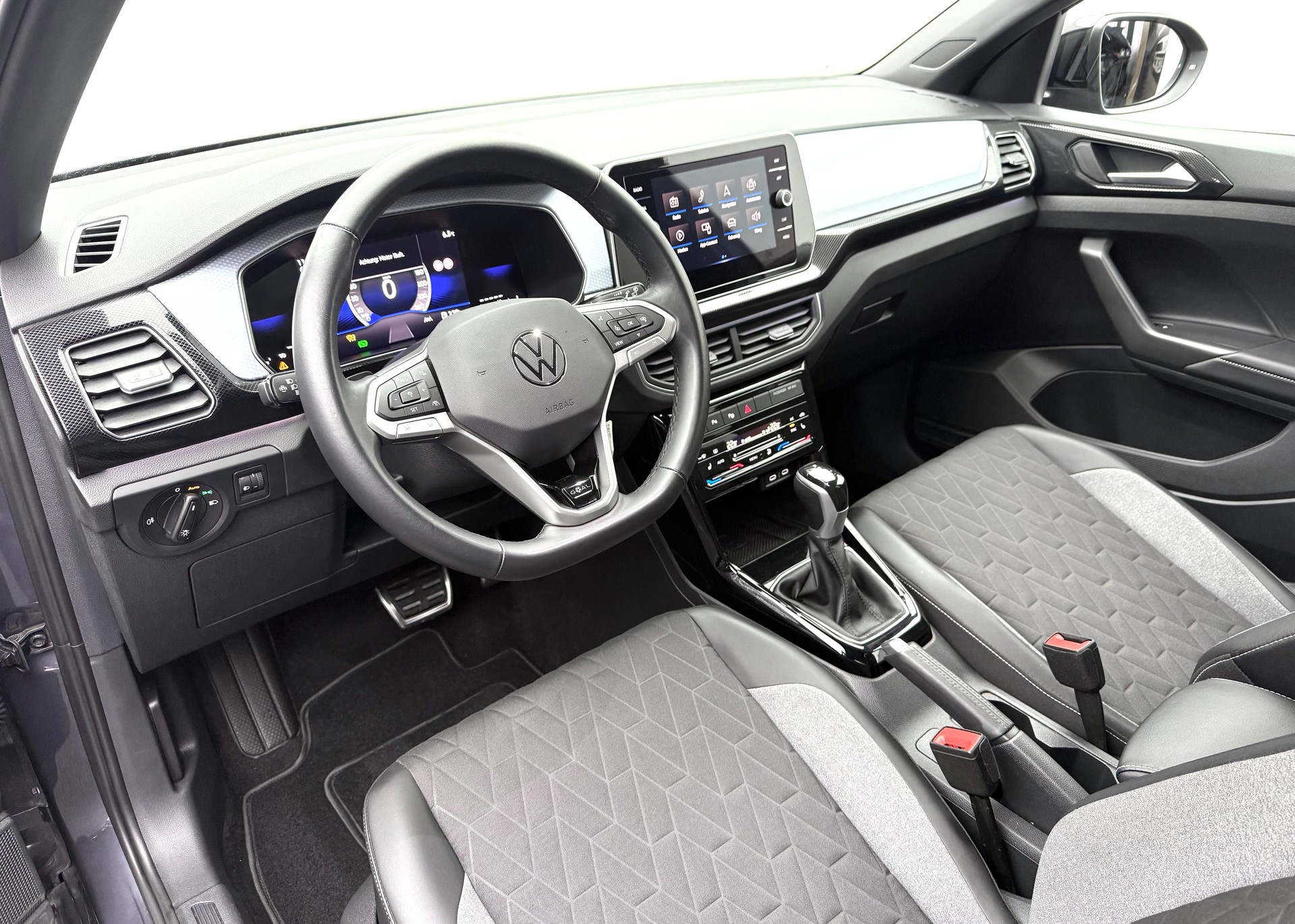 VW T-Cross 1.0 TSI EVO Life DSG-image-6