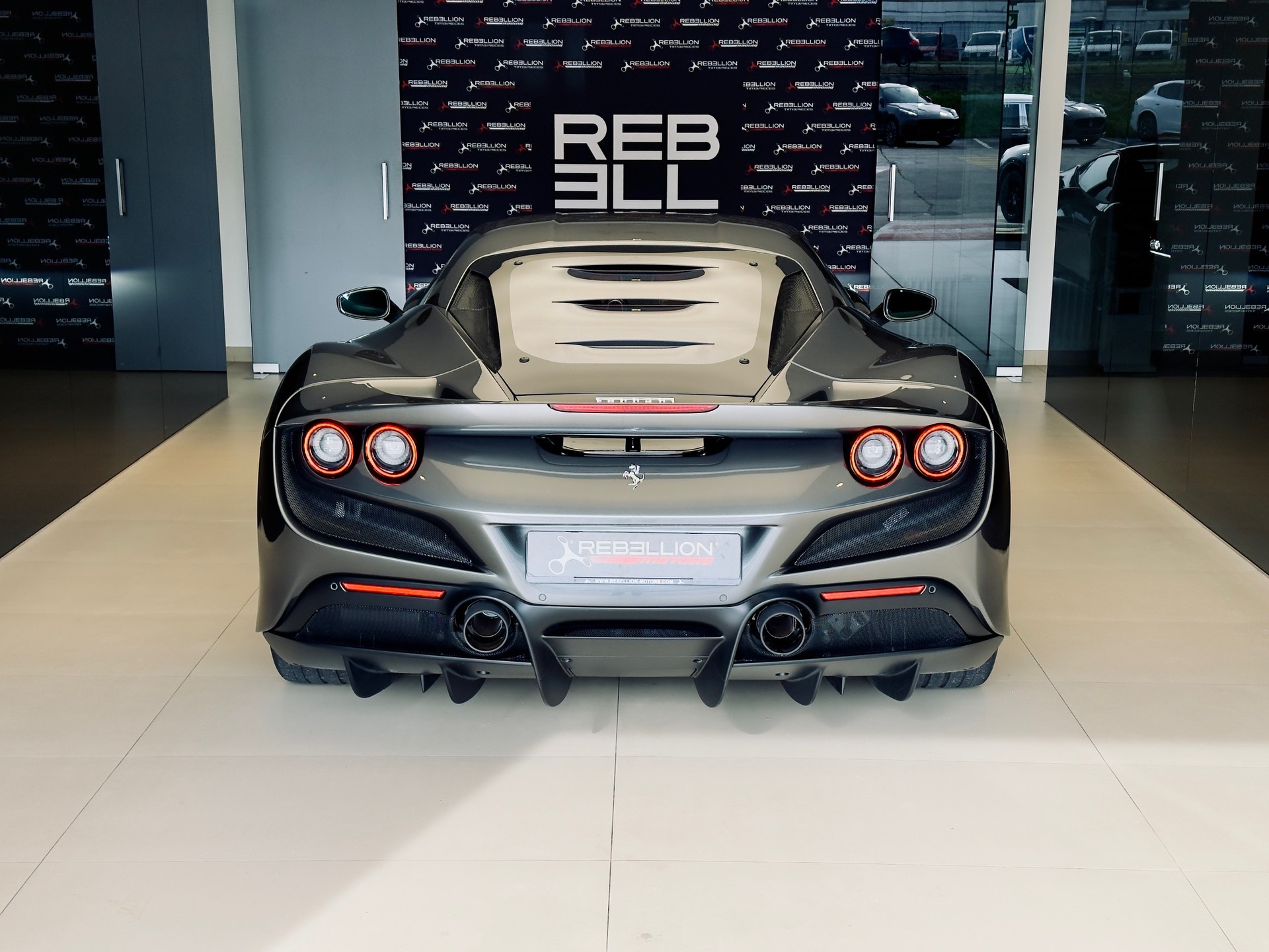 FERRARI F8 Tributo-image-8