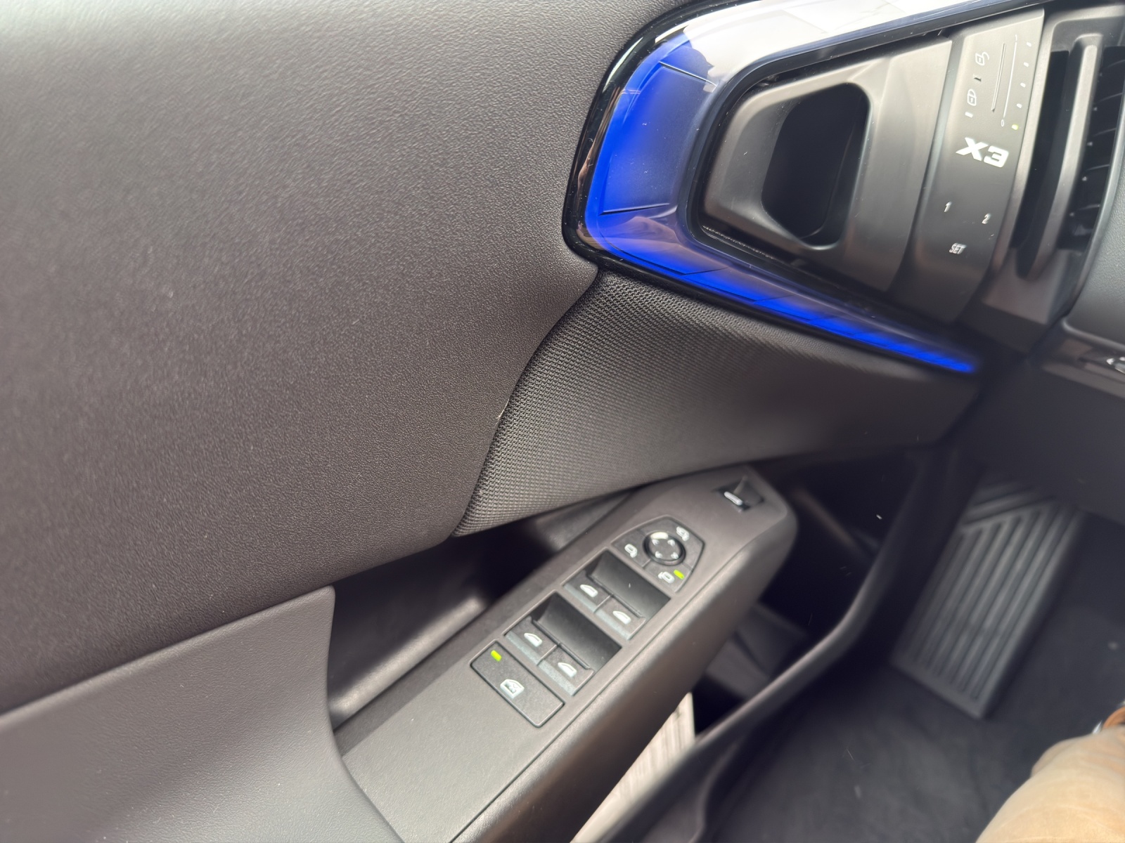 BMW X3 20d xDrive-image-19