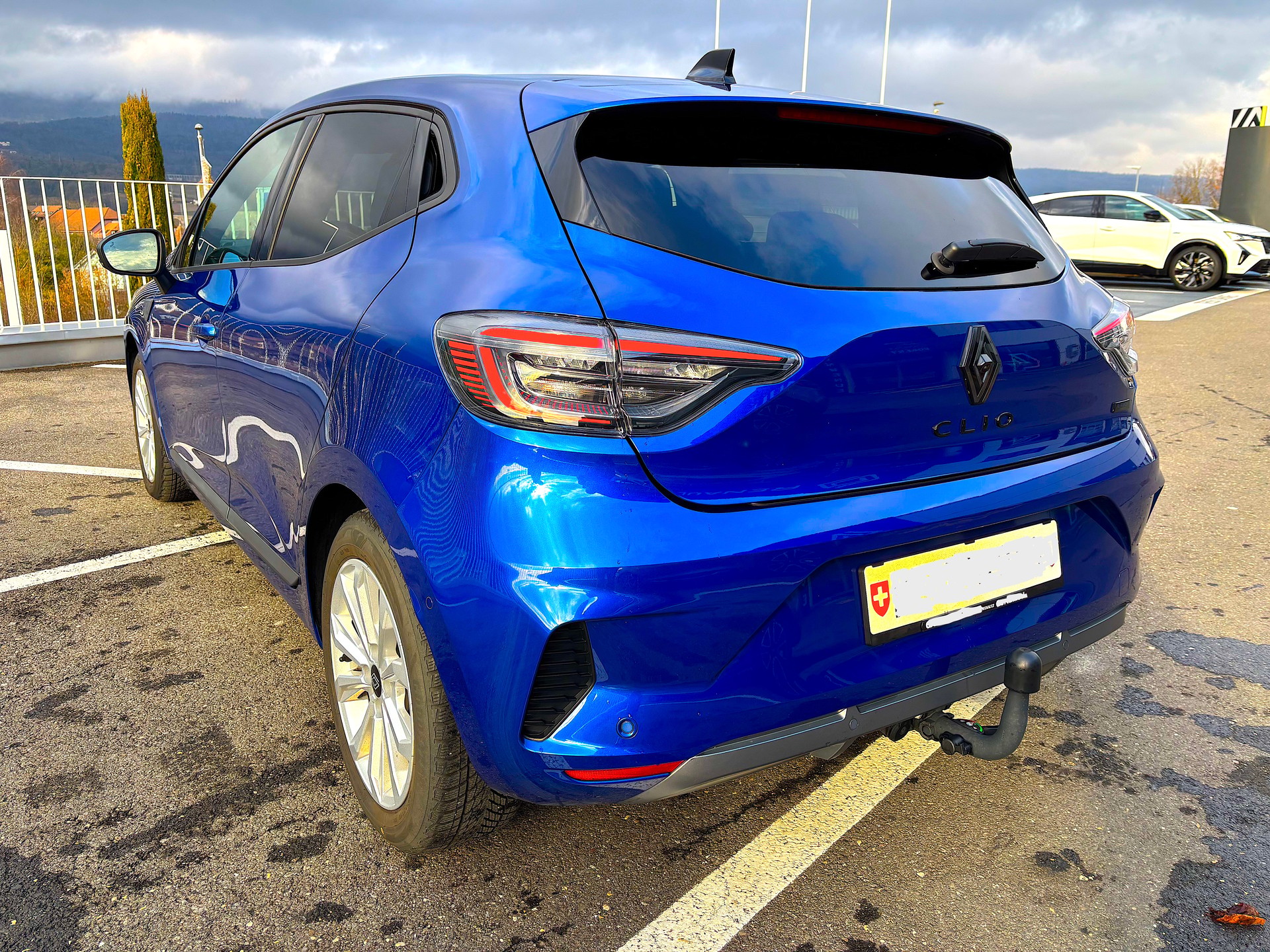 RENAULT Clio 1.6 E-Tech Esprit Alpine - Attelage - Extension garantie 3 ans-image-3
