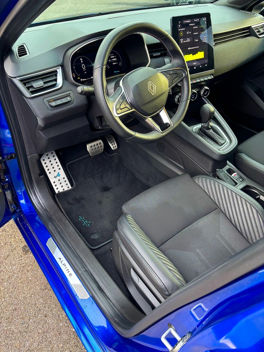 RENAULT Clio 1.6 E-Tech Esprit Alpine - Attelage - Extension garantie 3 ans-image-7